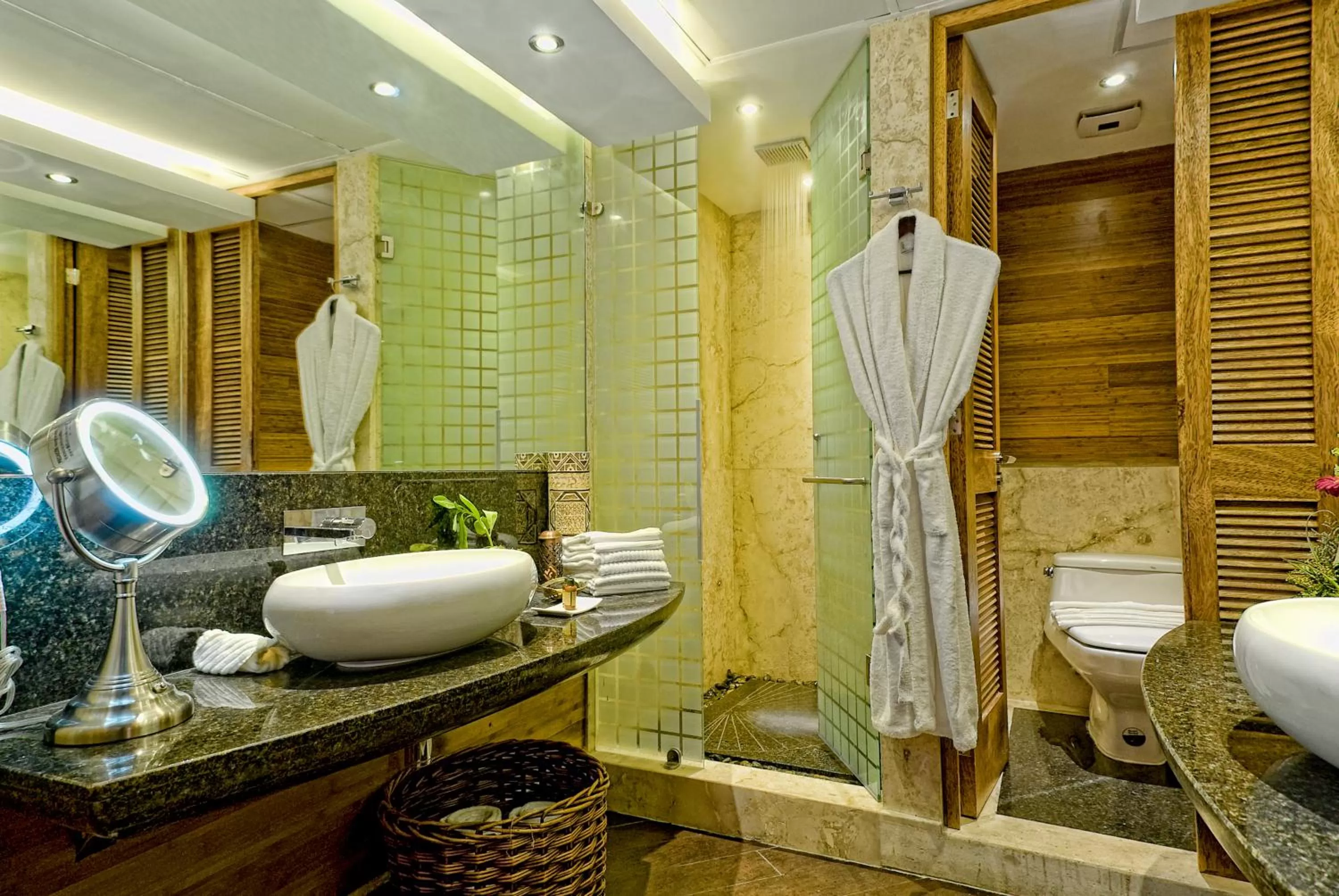 Bathroom in La Divina by Aldea Thai