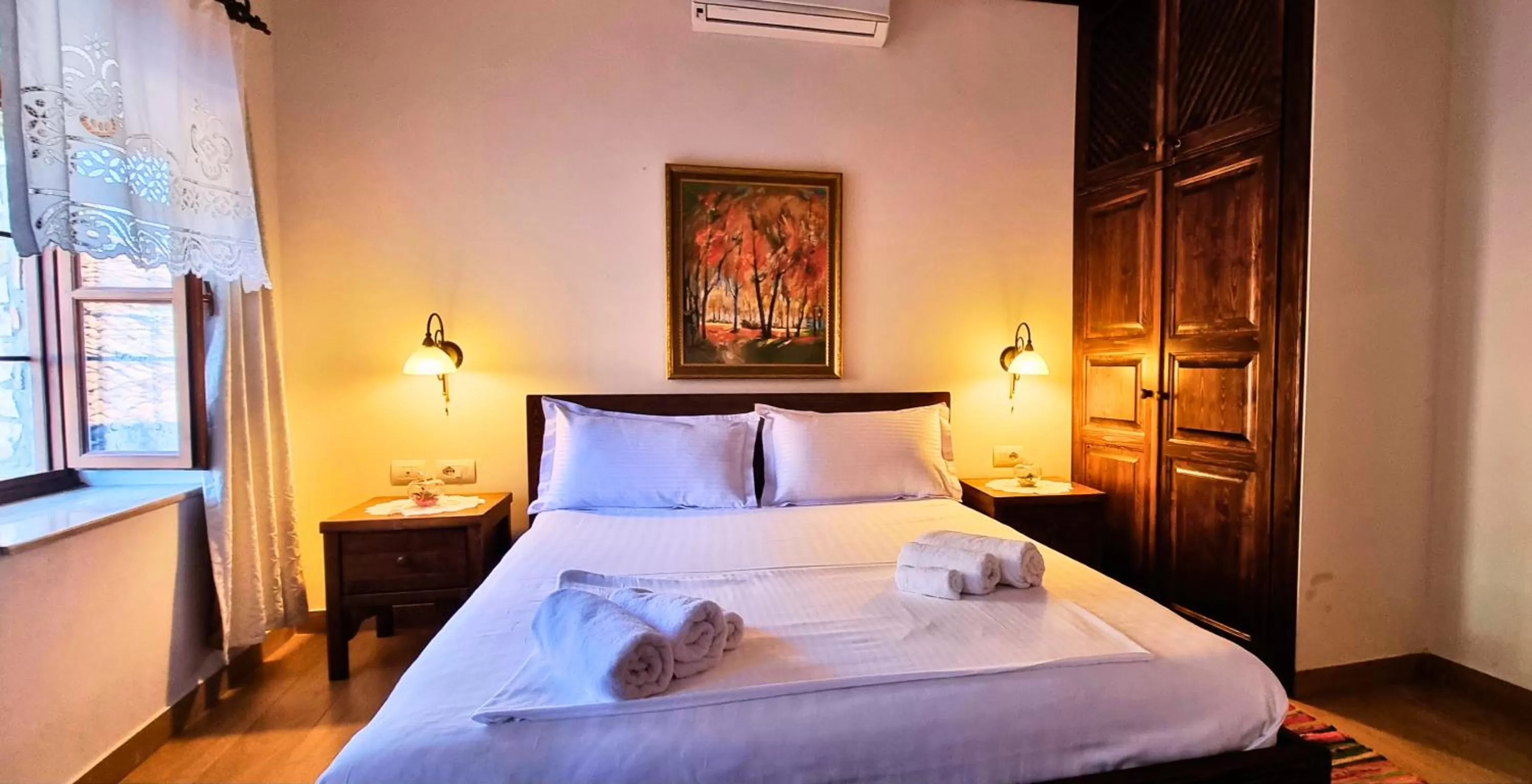 Bed in Hotel Gorica- UNESCO quarter