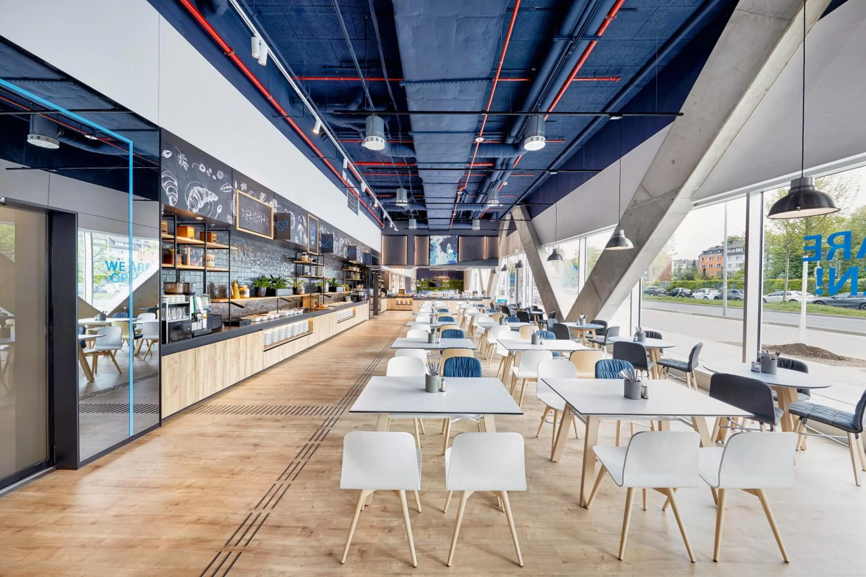 Restaurant/places to eat in H2 Hotel Düsseldorf City