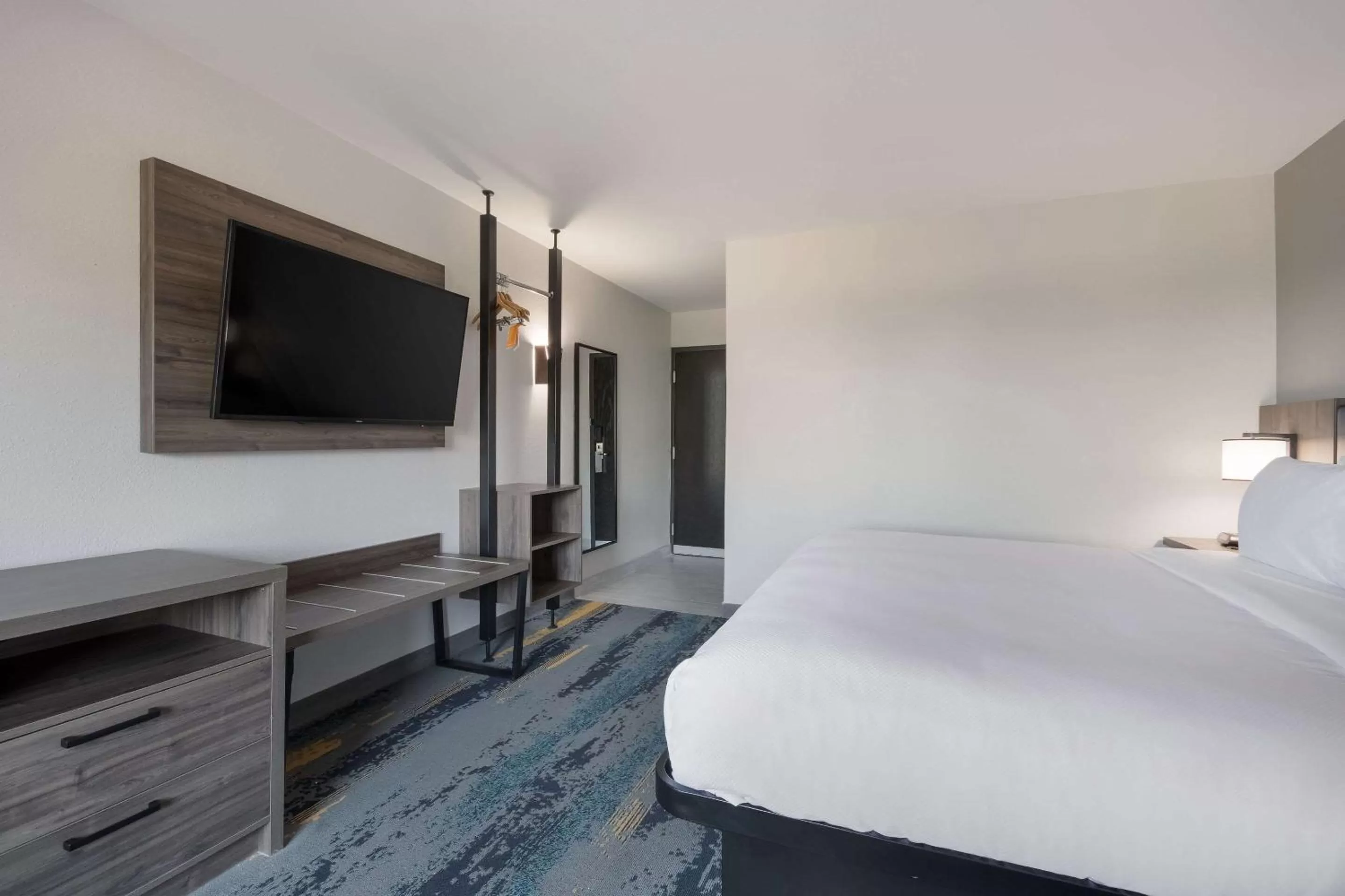 Bedroom in Clarion Pointe OKC Airport