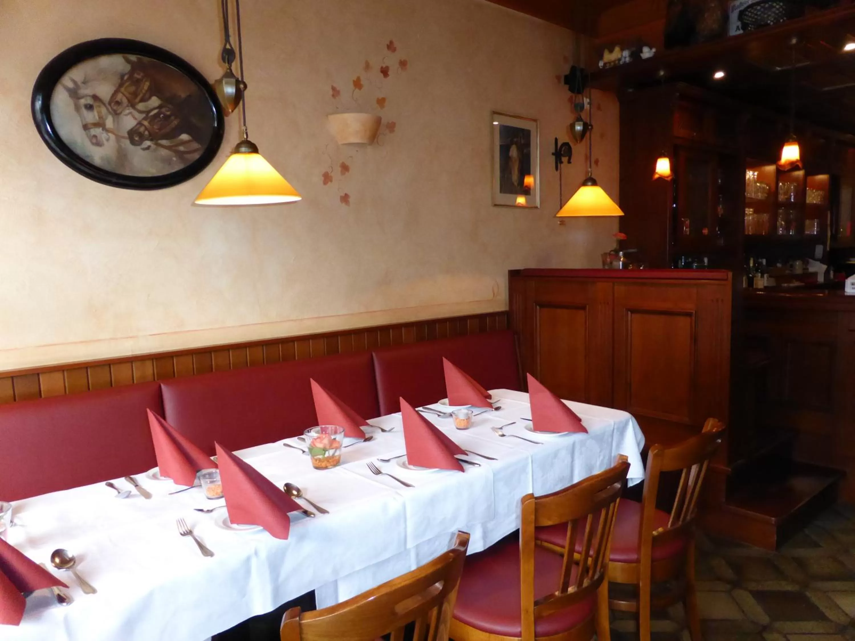 Restaurant/places to eat in Zwehrener Hof