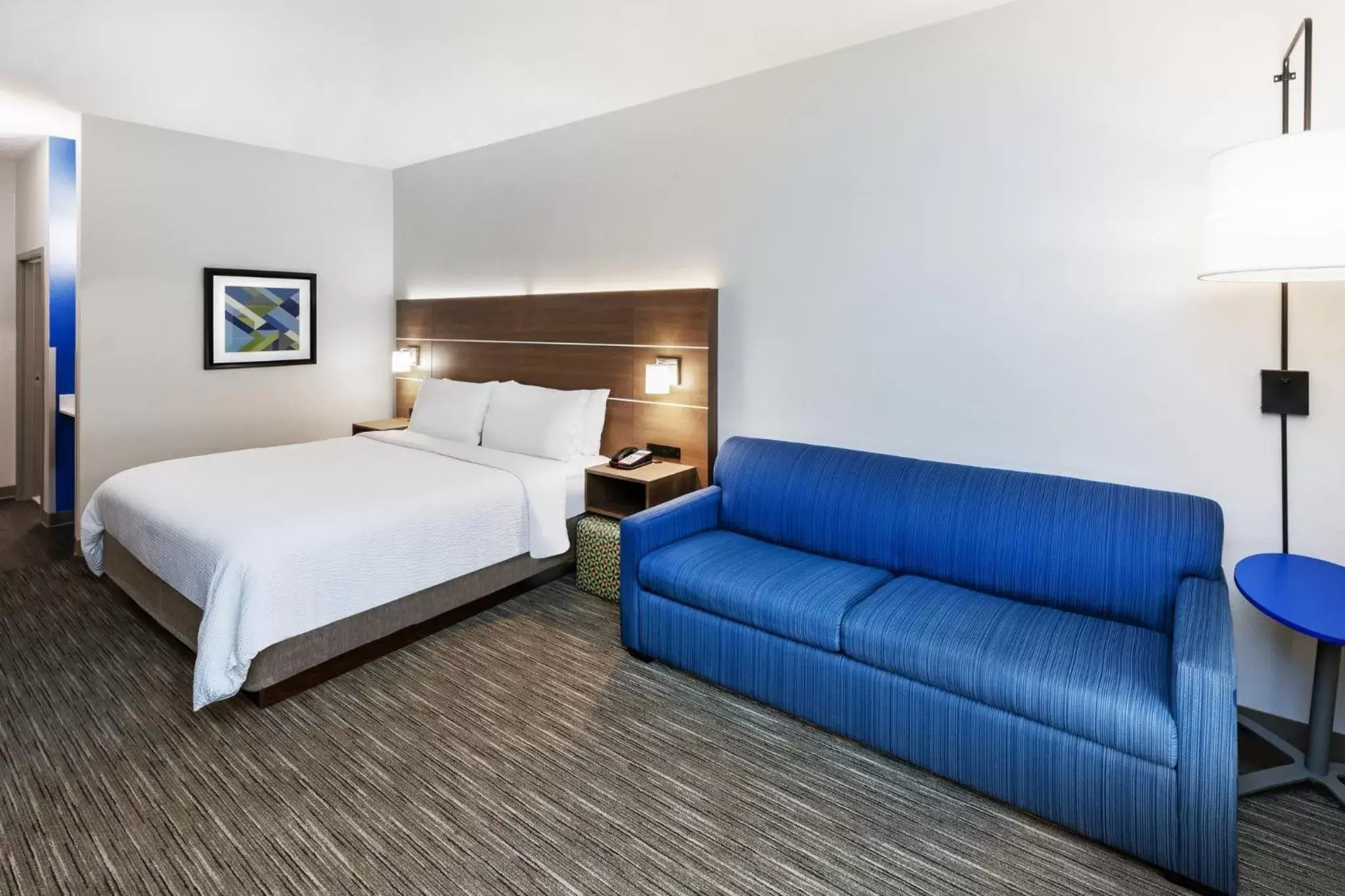 Standard King Room with Sofa Bed in Holiday Inn Express & Suites Sulphur - Lake Charles by IHG Standard King Room with Sofa Bed in Holiday Inn Express & Suites Sulphur - Lake Charles by IHG
