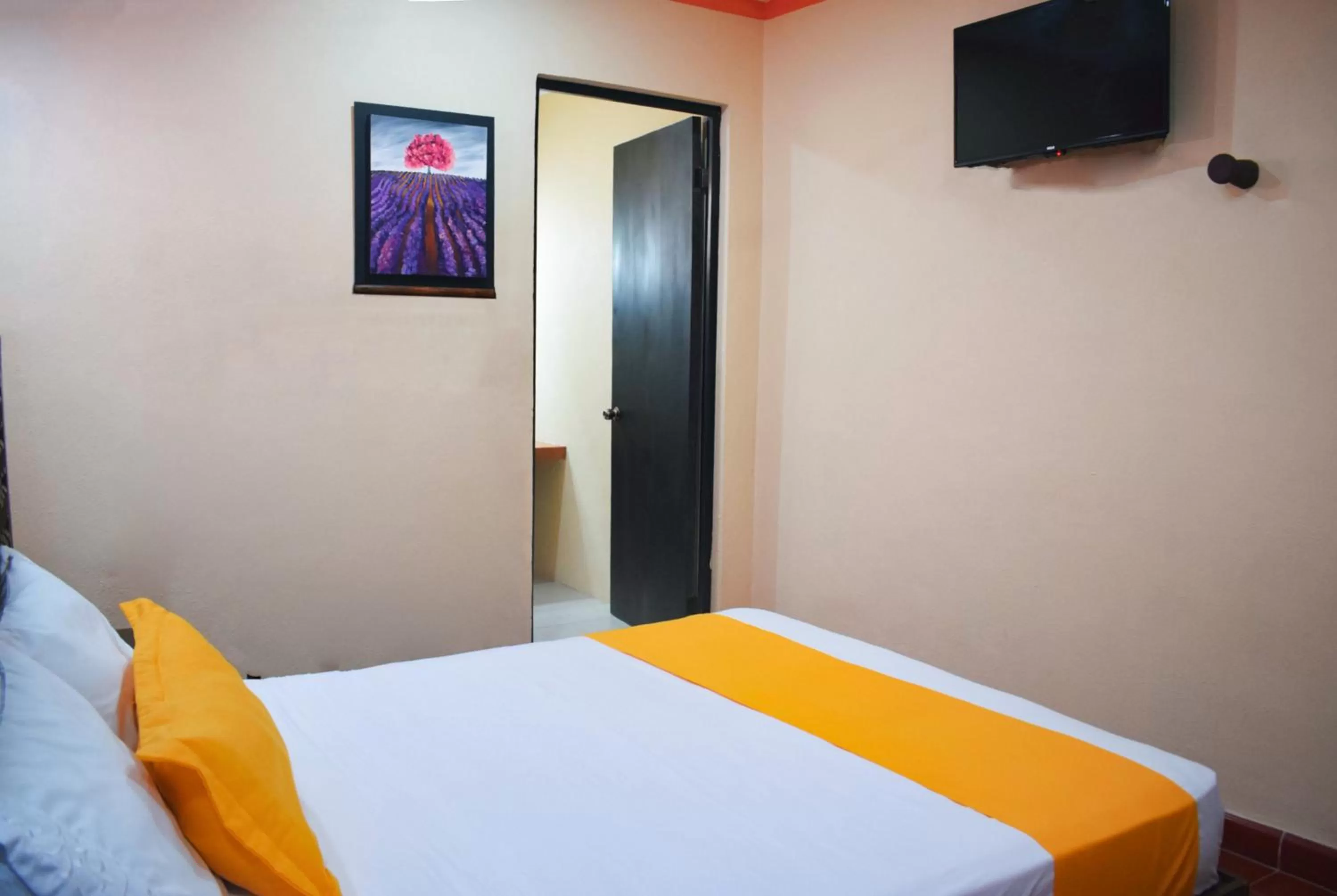 TV and multimedia, Bed in Hotel Casa Rico