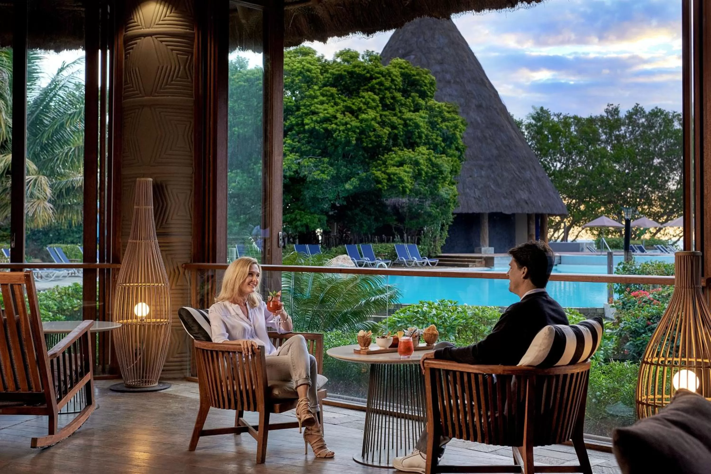 Lounge or bar in Sheraton New Caledonia Deva Spa & Golf Resort