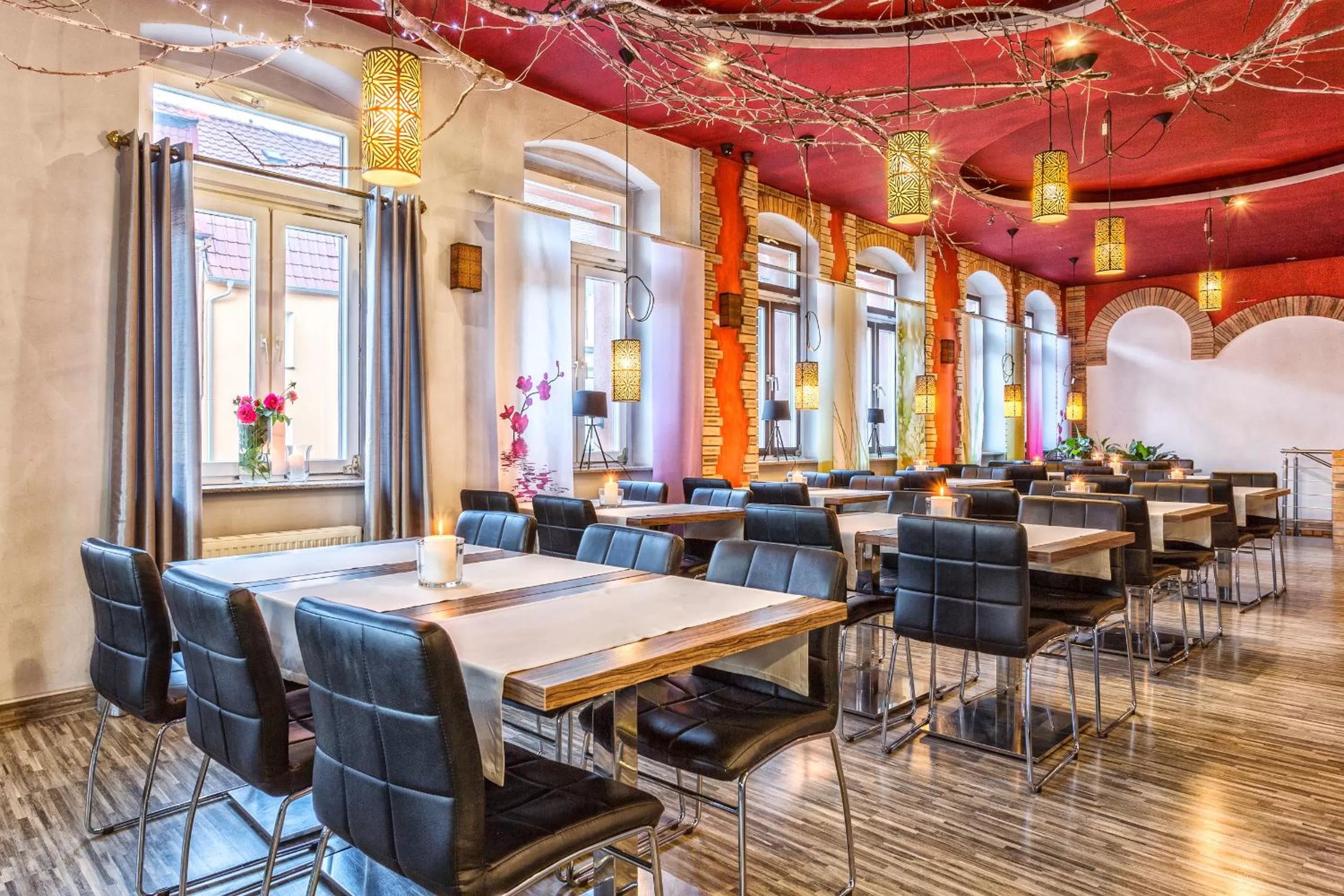 Restaurant/places to eat in Grand Boutique Hotel - dawny Hotel Kaliski Ratuszowy