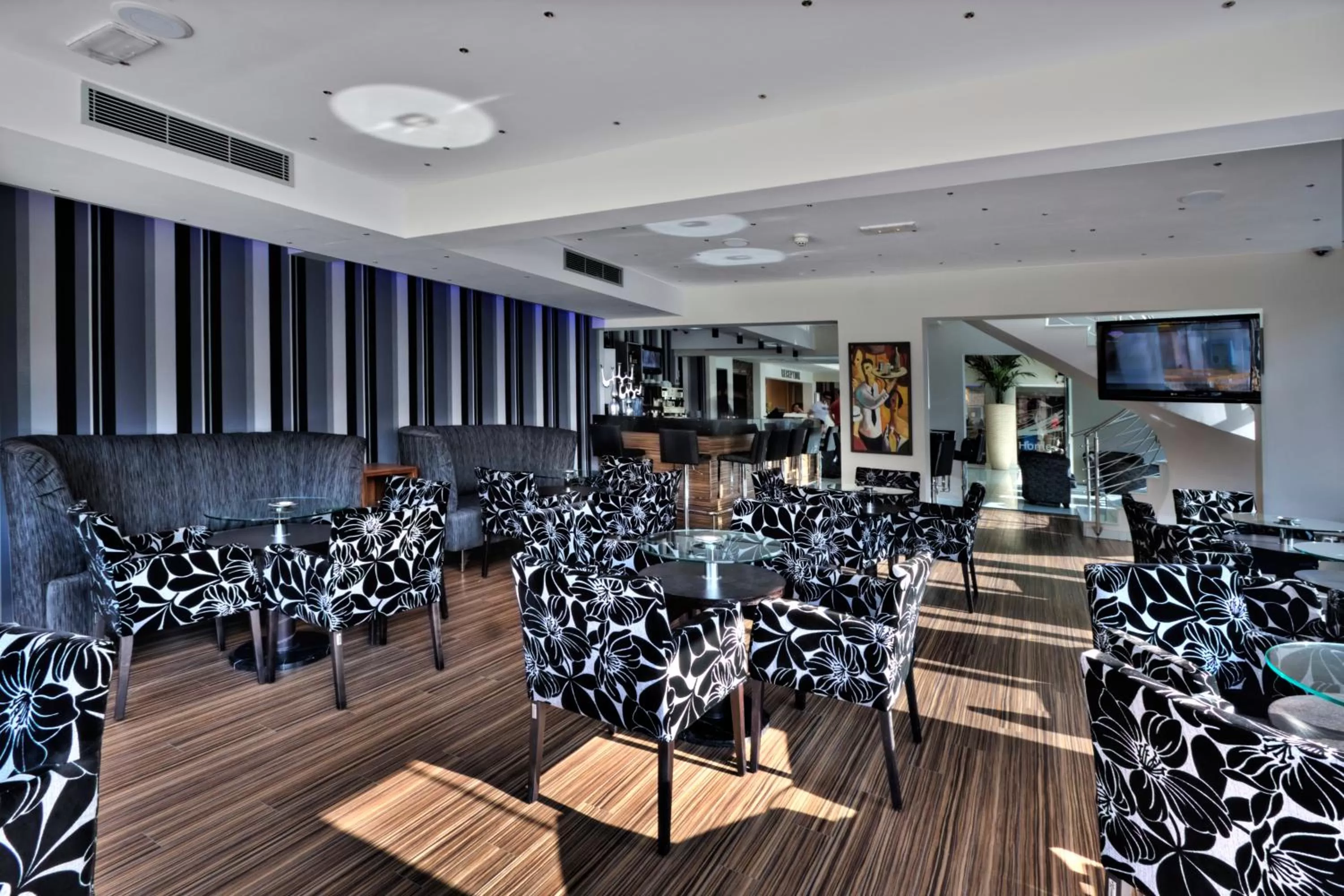 Lounge or bar in Livadhiotis City Hotel