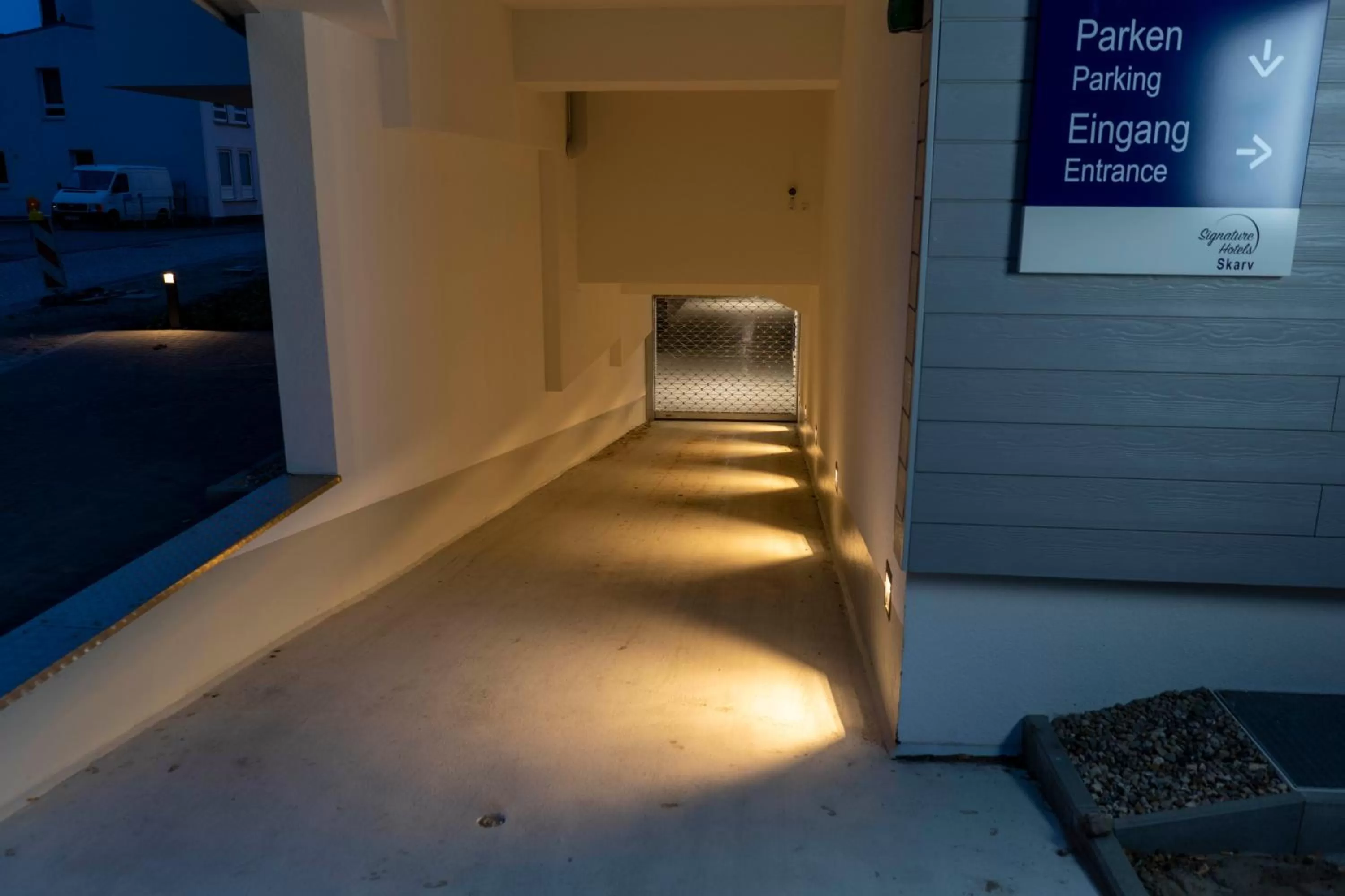 Parking in Signature Hotel Skarv