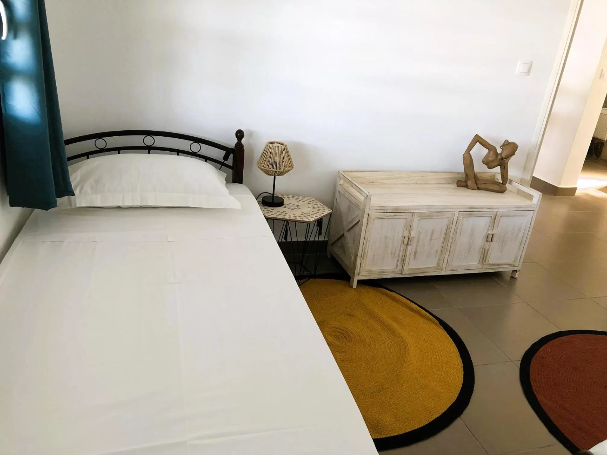 Bed in Hôtel Le Soleil Couchant