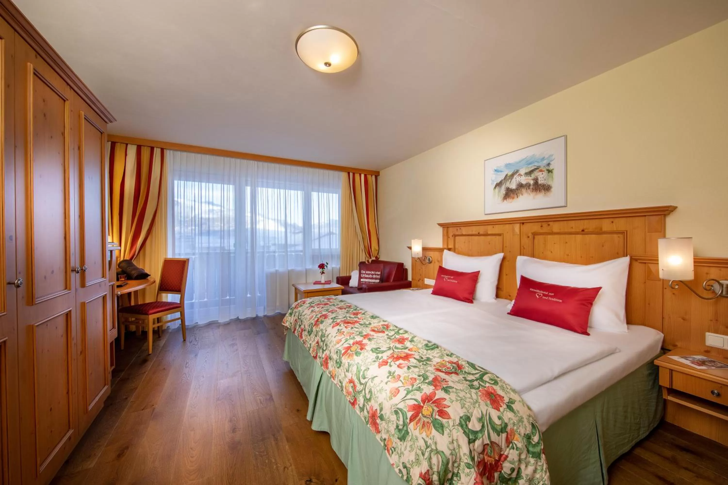 Bed in VÖTTER'S HOTEL in Kaprun am Kitzsteinhorn - Skibus direkt