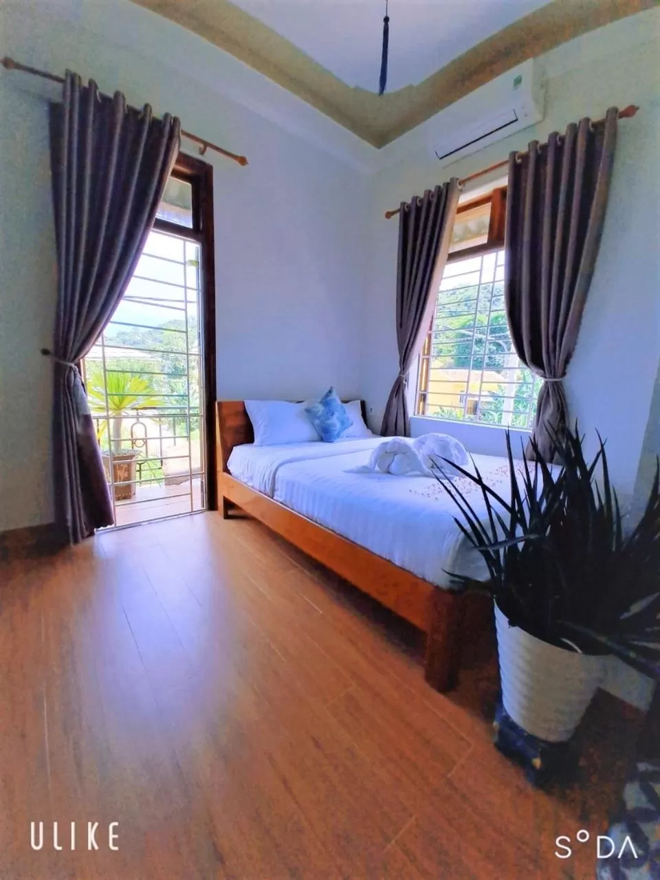 Bed in Cong Man Homestay Cham Island