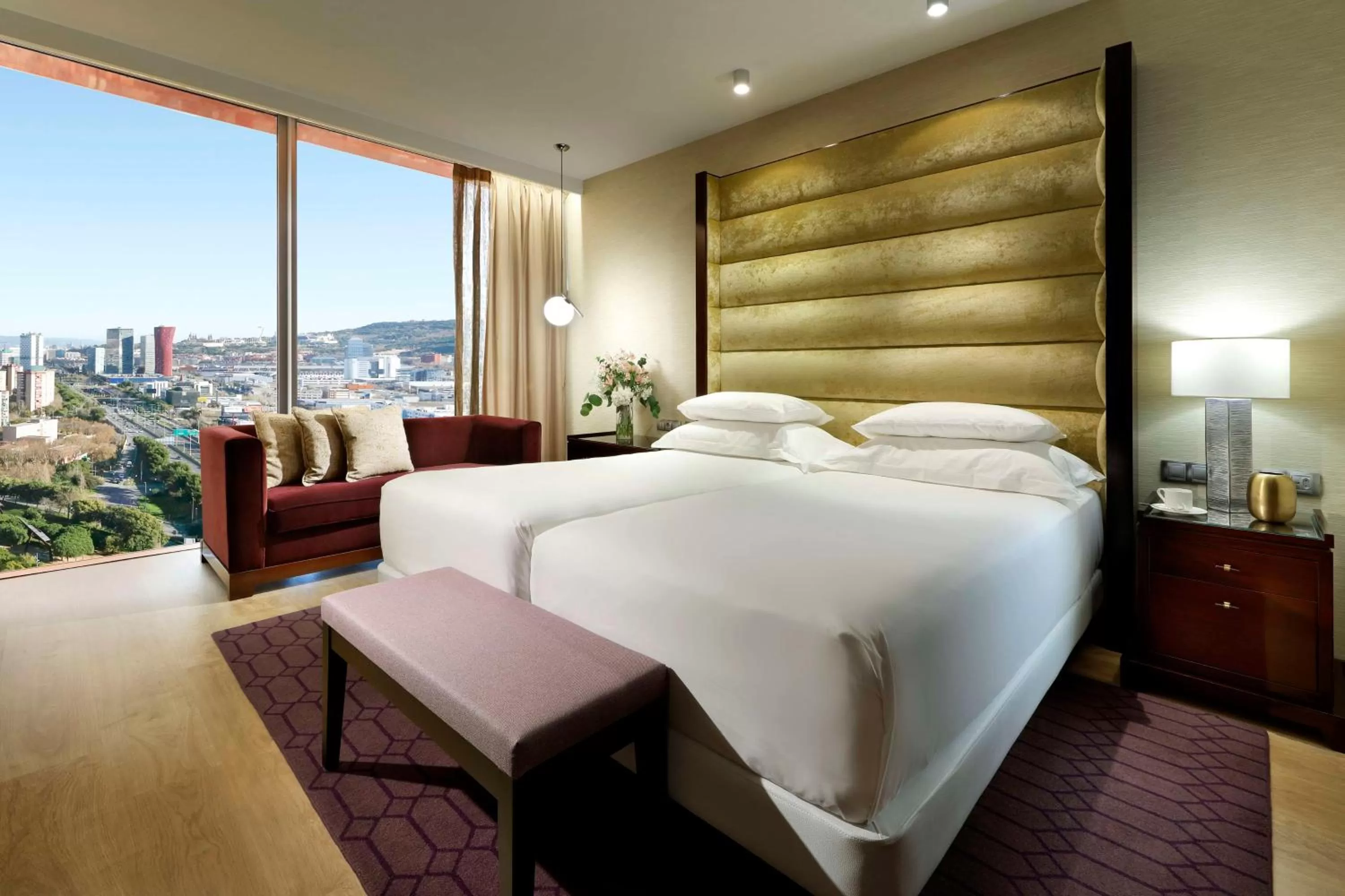 Bedroom, Bed in Hyatt Regency Barcelona Tower
