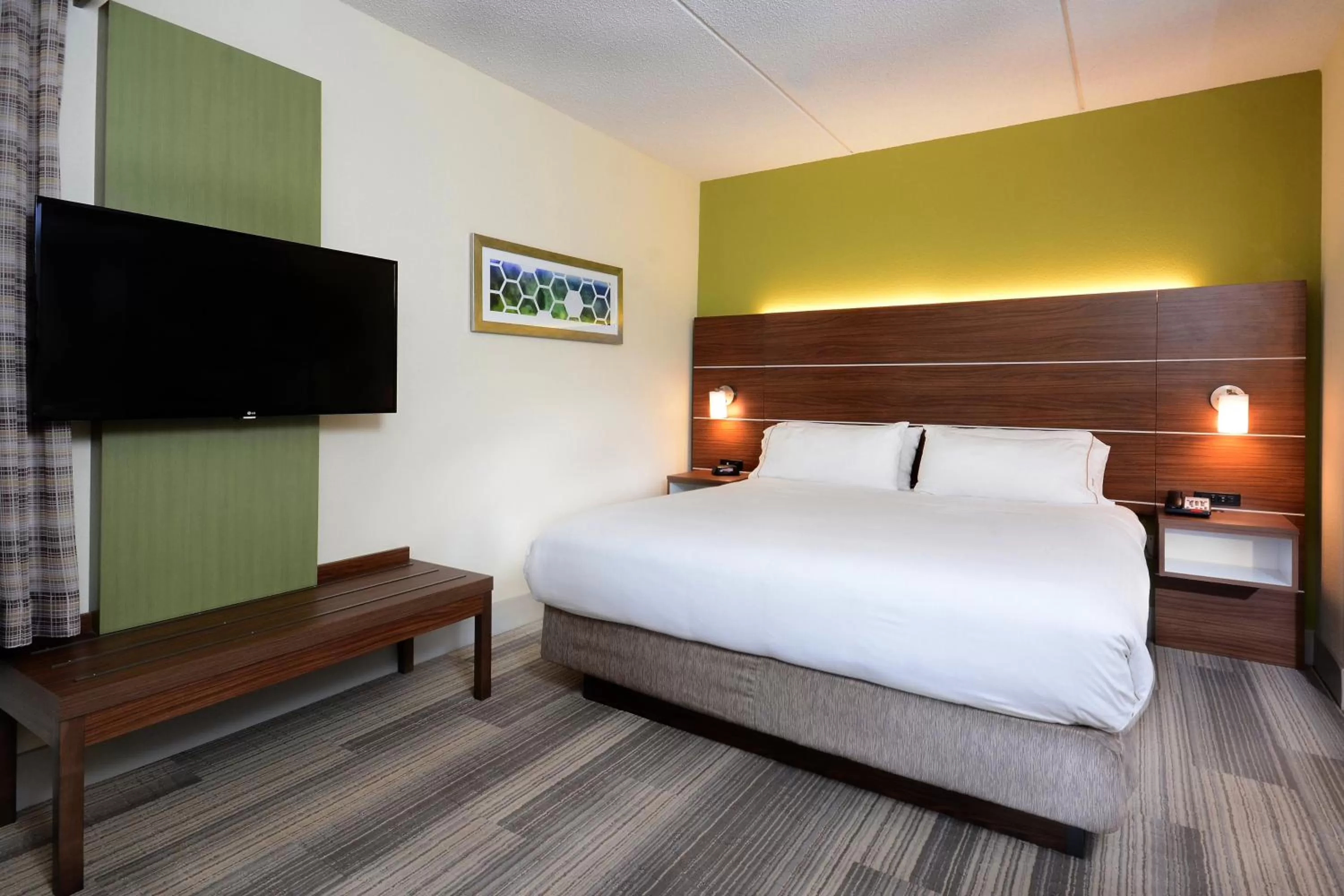 Photo of the whole room, Bed in Holiday Inn Express & Suites Raleigh Durham Airport at RTP by IHG