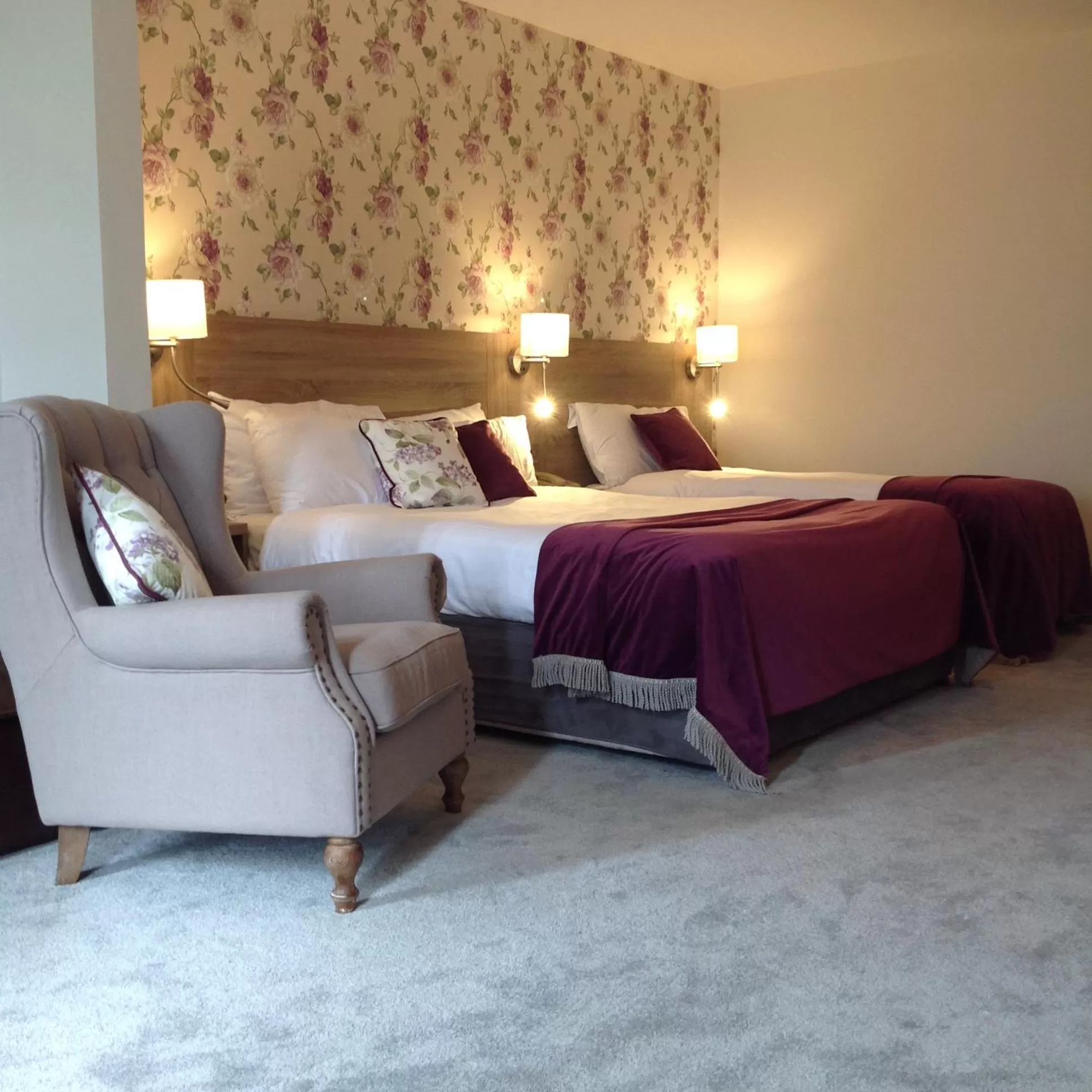 Bed in The Landmark Hotel