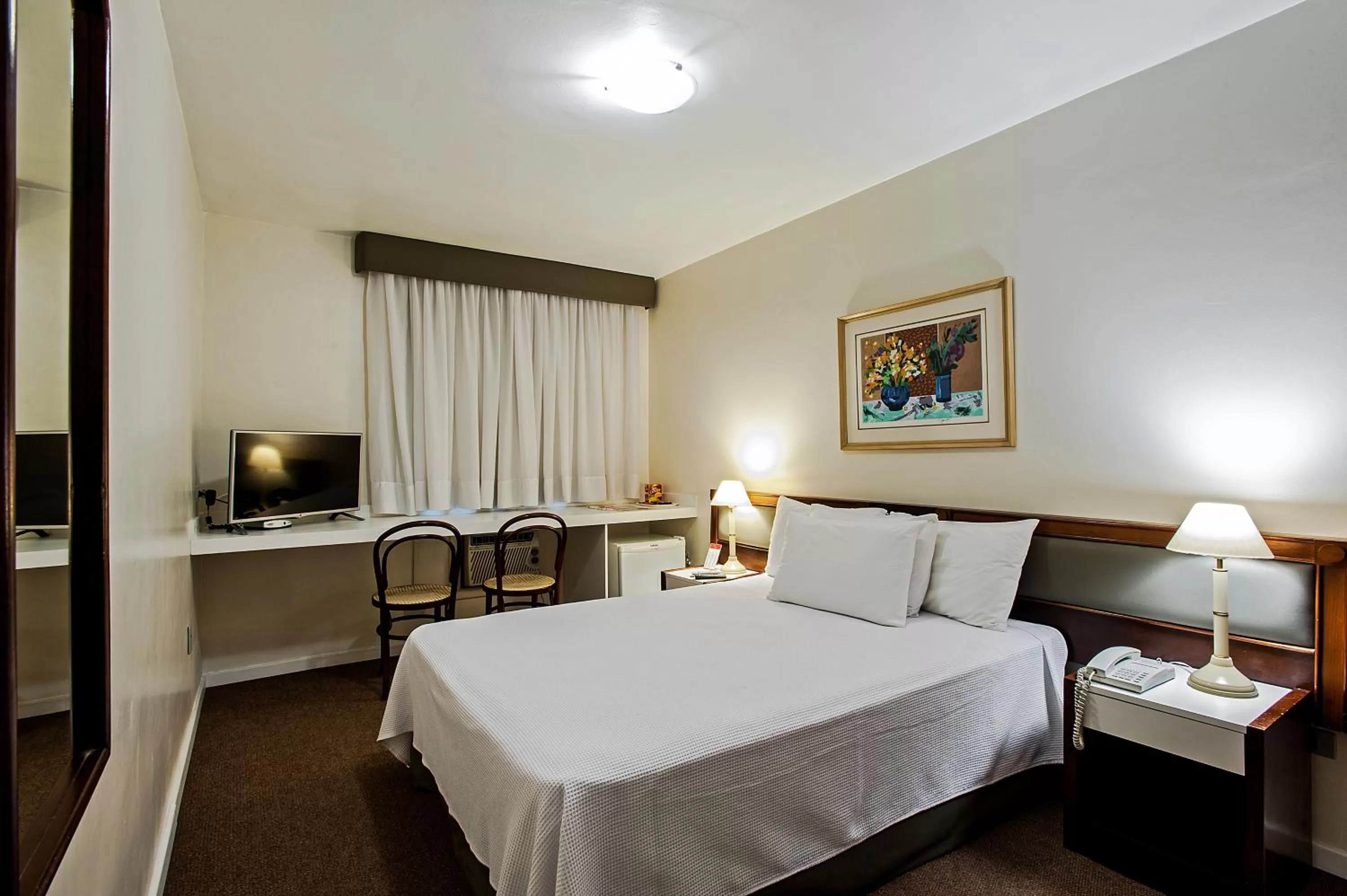 Photo of the whole room, Bed in Trevi Hotel e Business