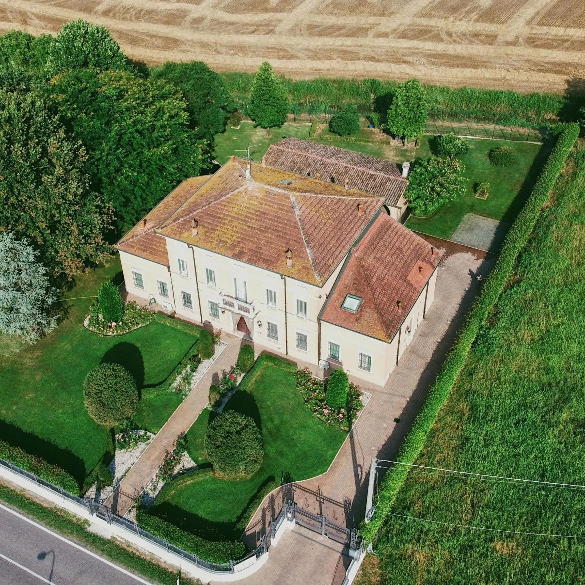 Bird's eye view, Bird's-eye View in B&B Residence il Ciliegio , Via Villa Superiore 93 Luzzara