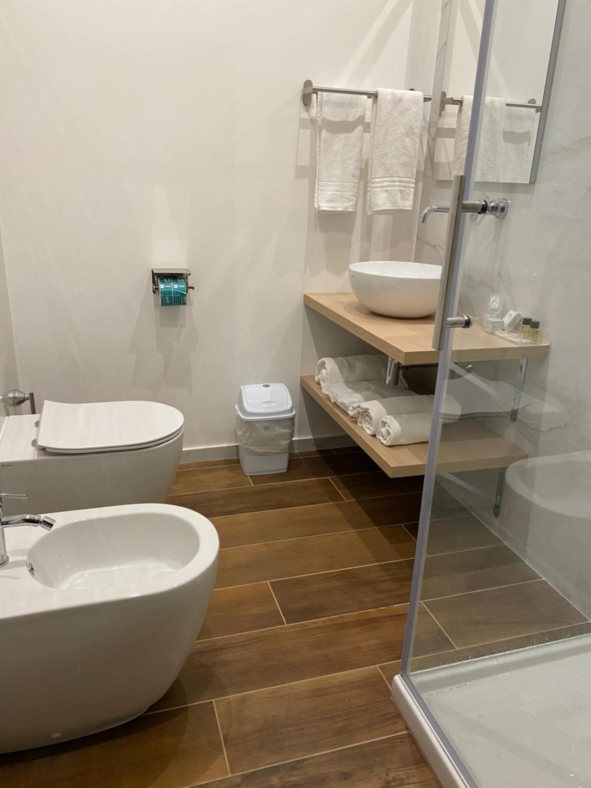 Bathroom in Hotel Europa