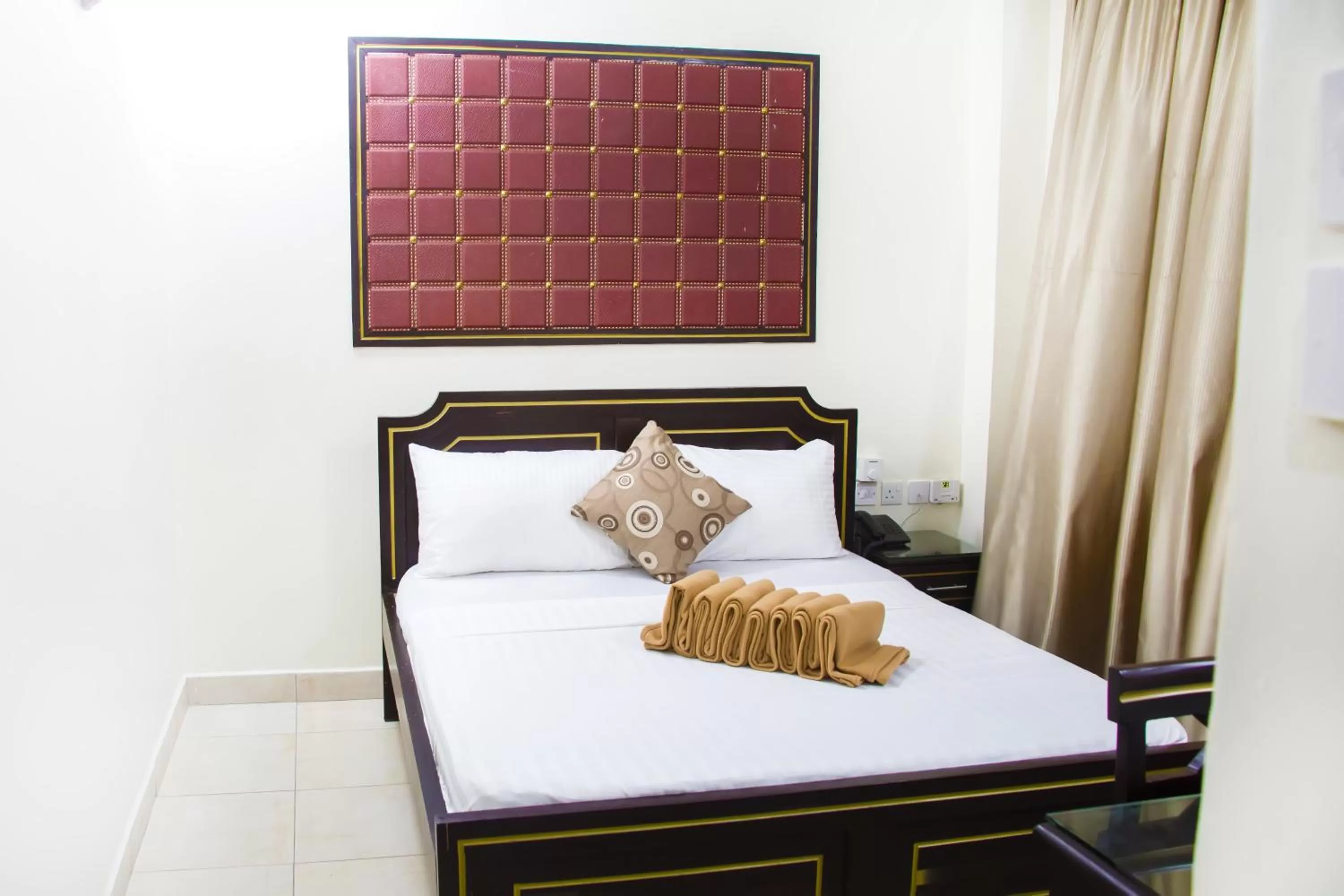 Bed in Sleep Inn Hotel - Kariakoo