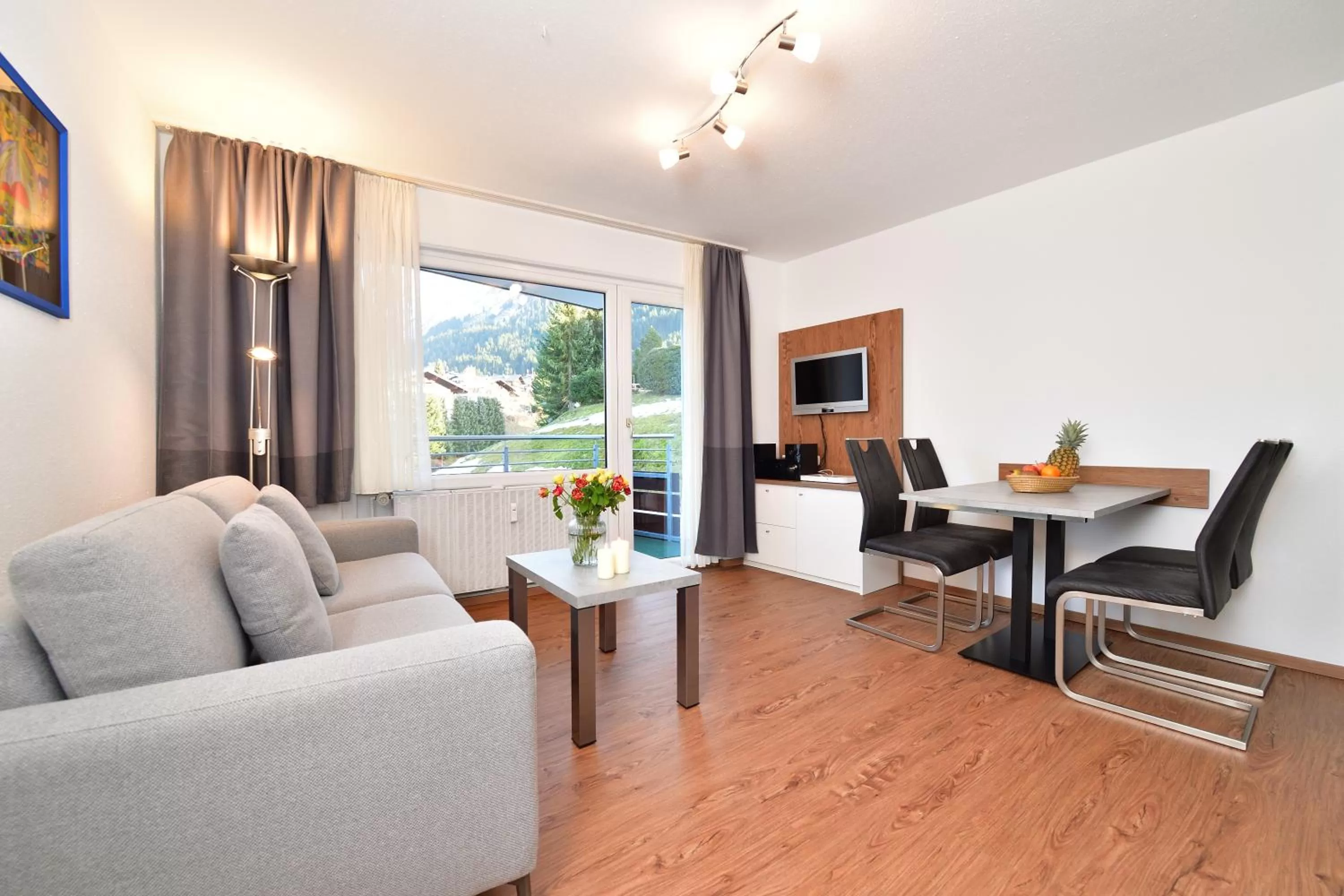 Comfort One-Bedroom Apartment with Balcony in Familienhotel Kleinwalsertal