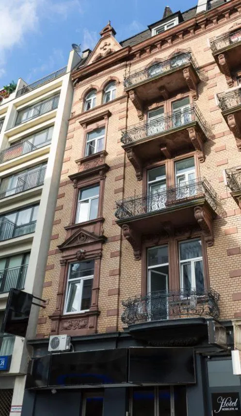 Facade/entrance in Hotel Forty Four