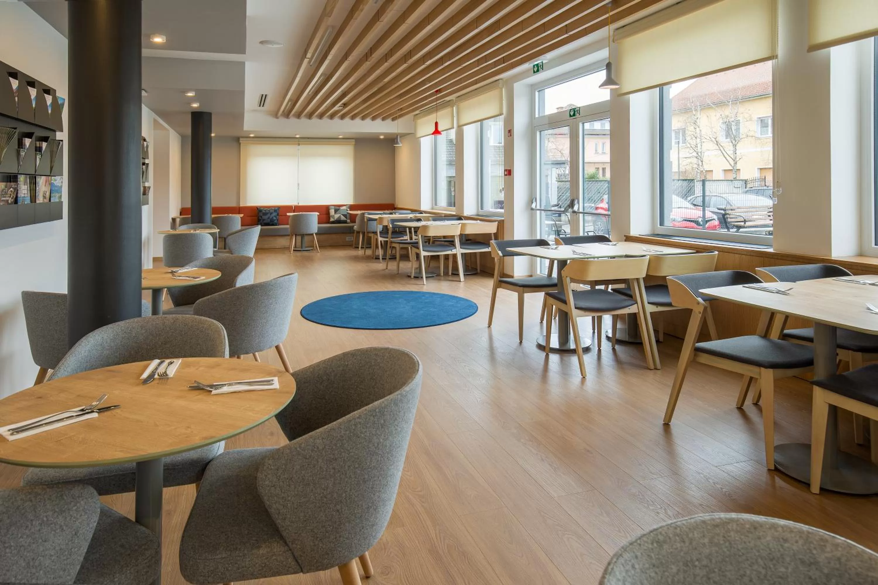 Restaurant/places to eat in Holiday Inn Express - Ljubljana by IHG