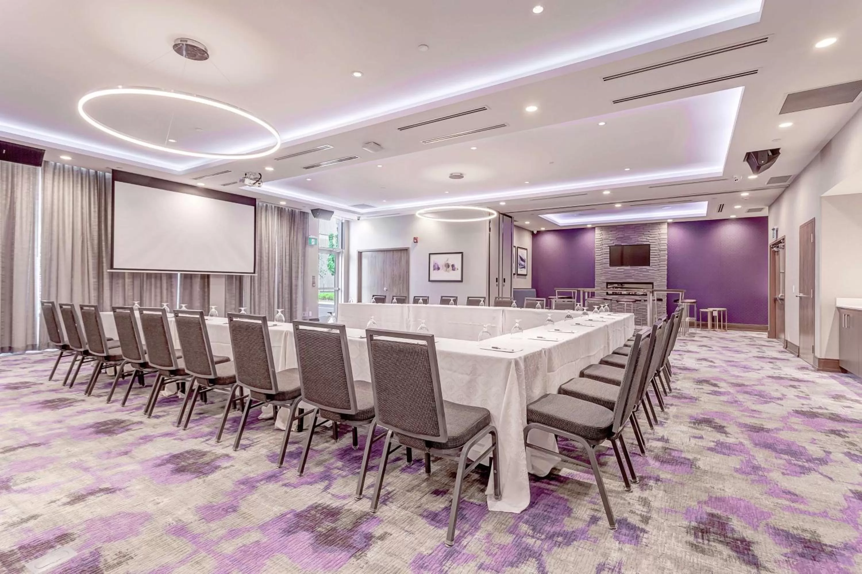 Meeting/conference room in Home2 Suites By Hilton Toronto/Brampton, On