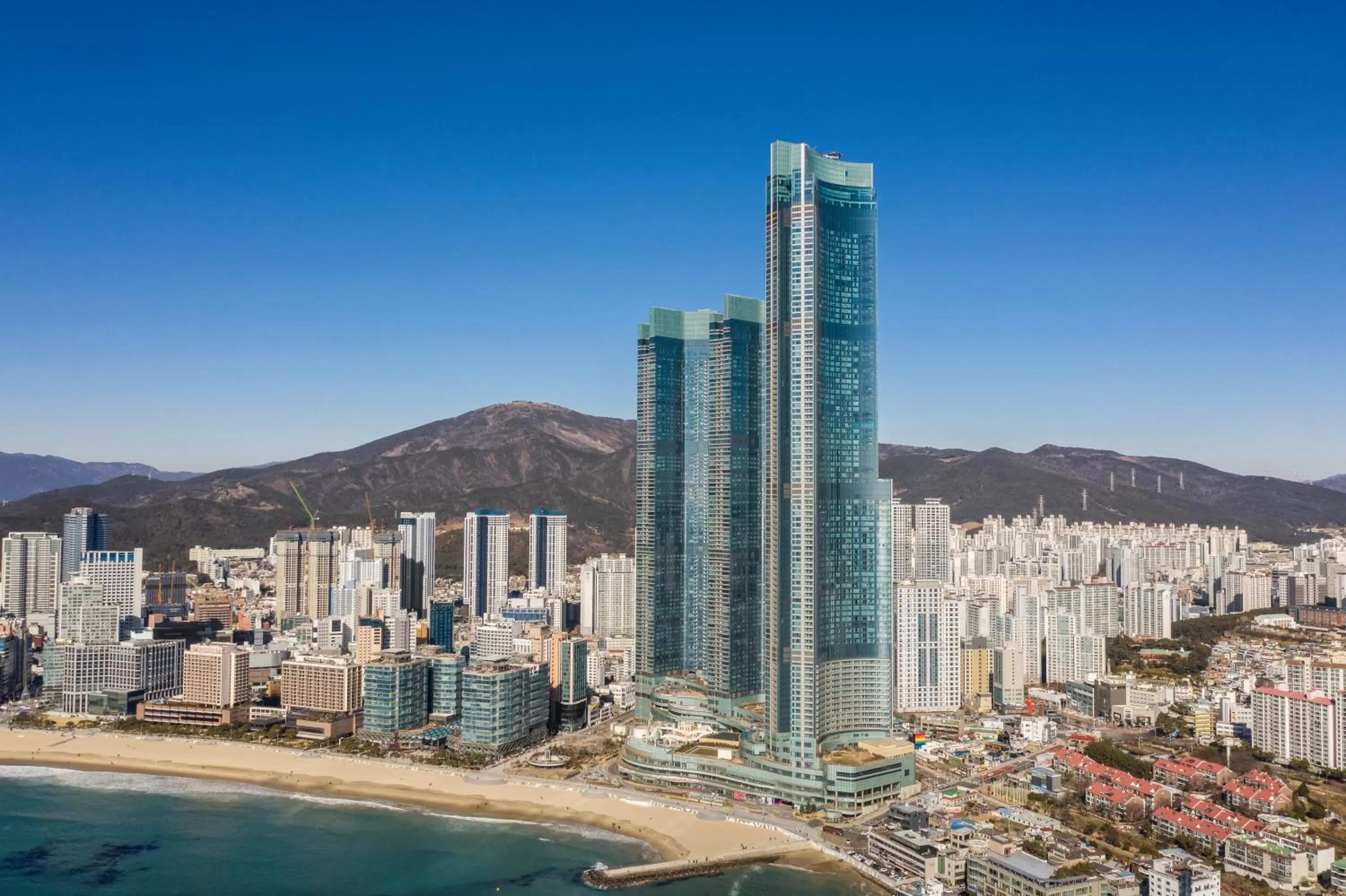 LCT Residence Y collection