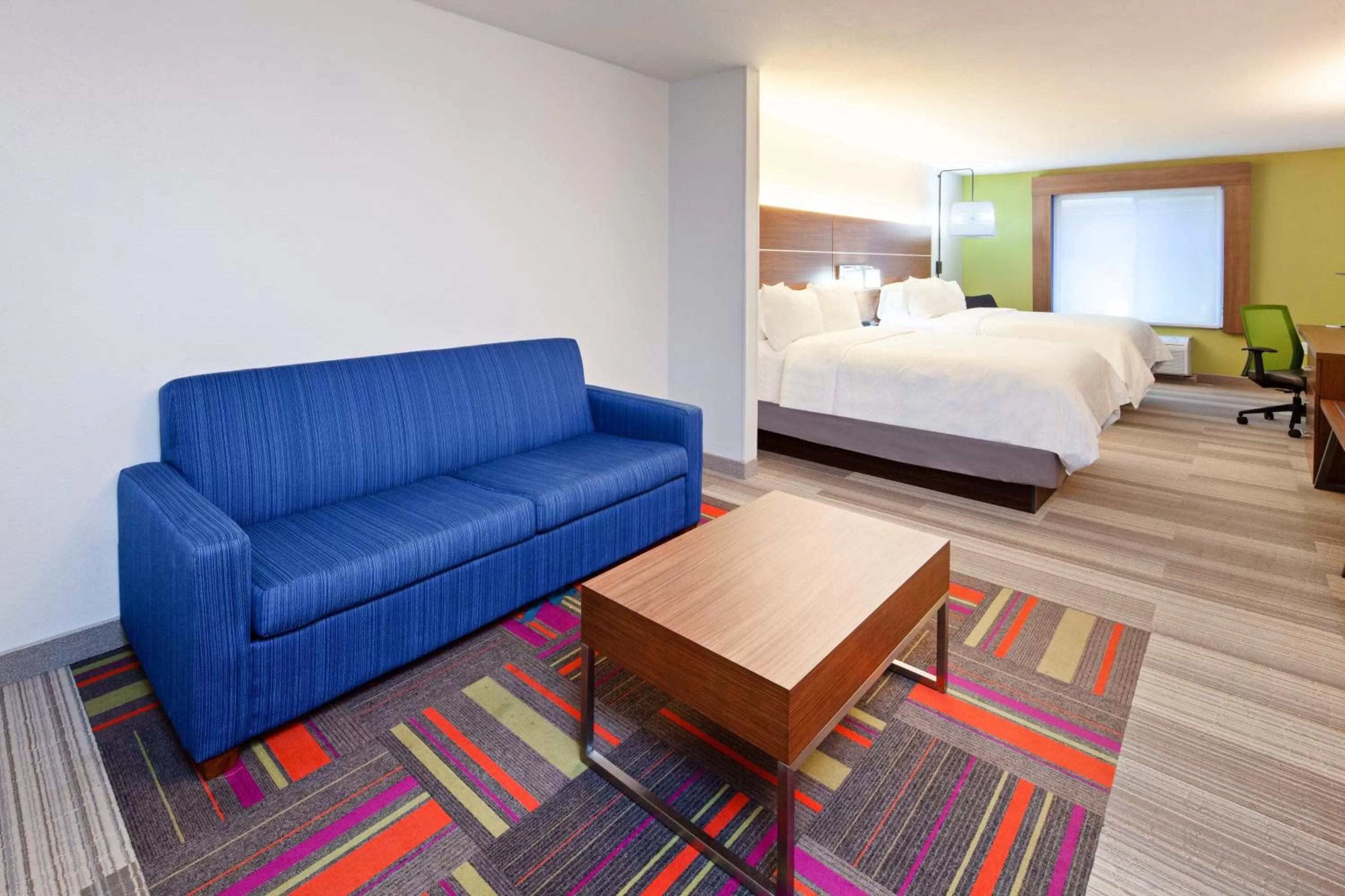 Photo of the whole room, Bed in Holiday Inn Express & Suites Clovis Fresno Area by IHG