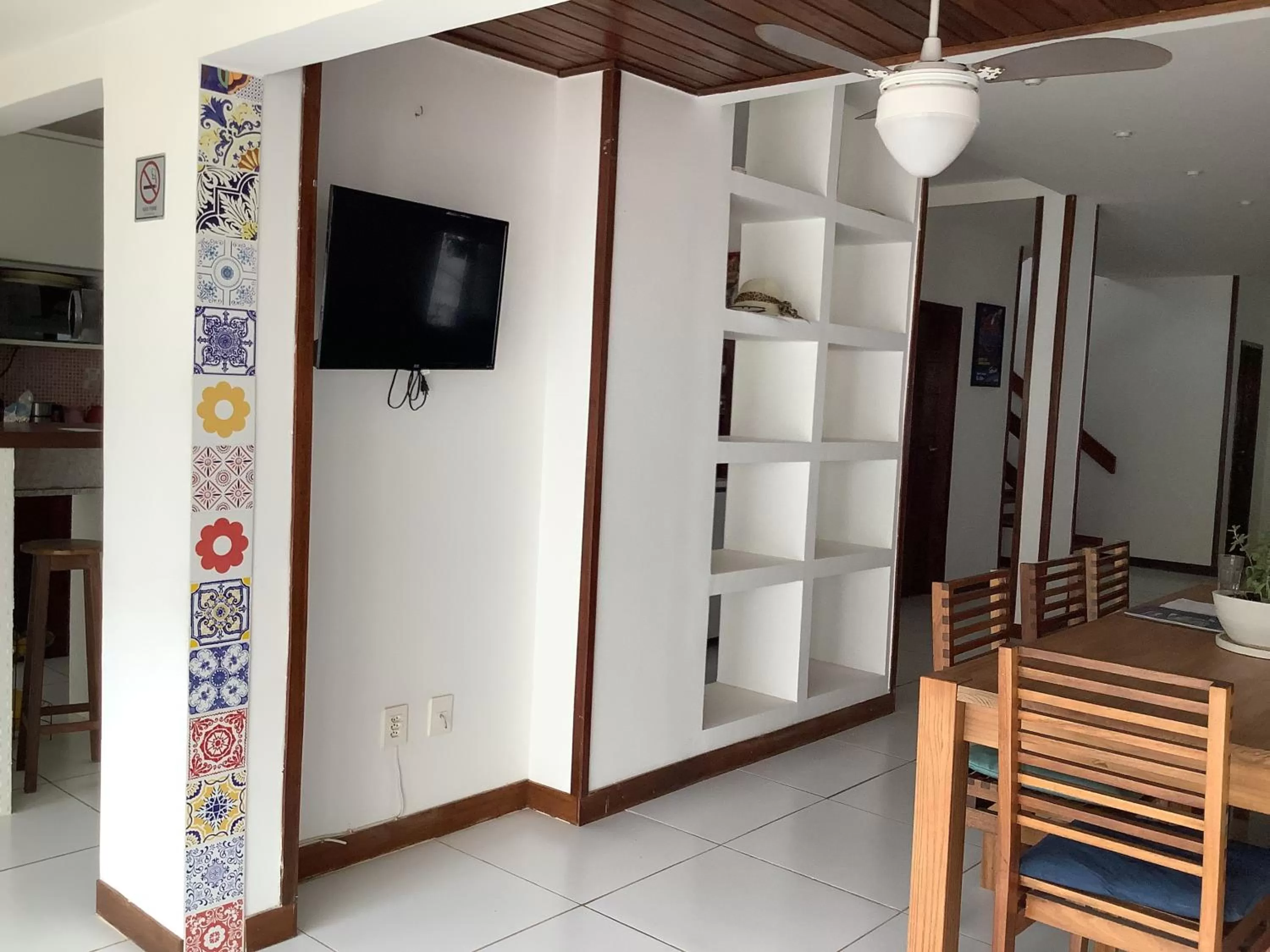 Communal lounge/ TV room in Pousada Villa Encantada LGBTQIAPlus