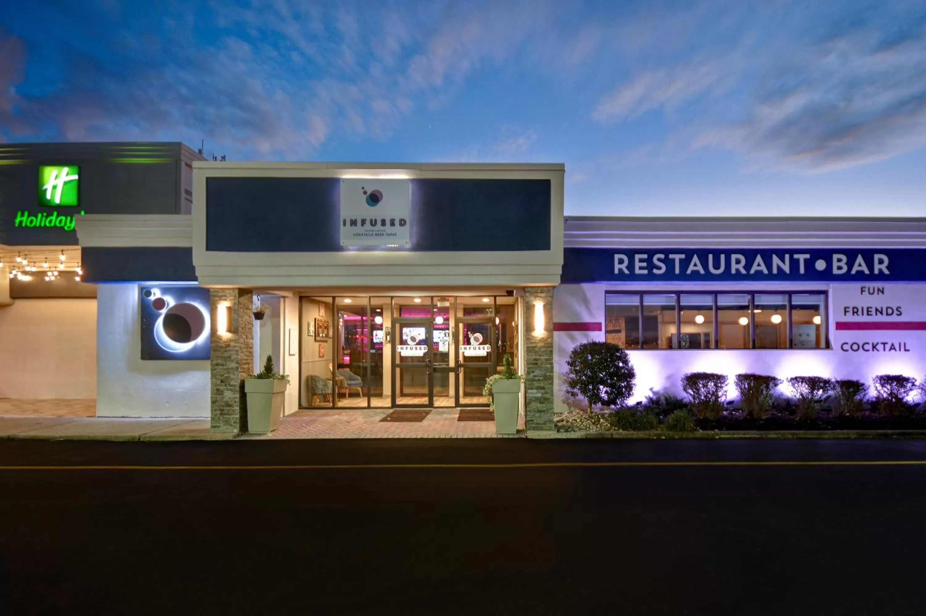 Restaurant/places to eat in Holiday Inn Philadelphia-Cherry Hill by IHG