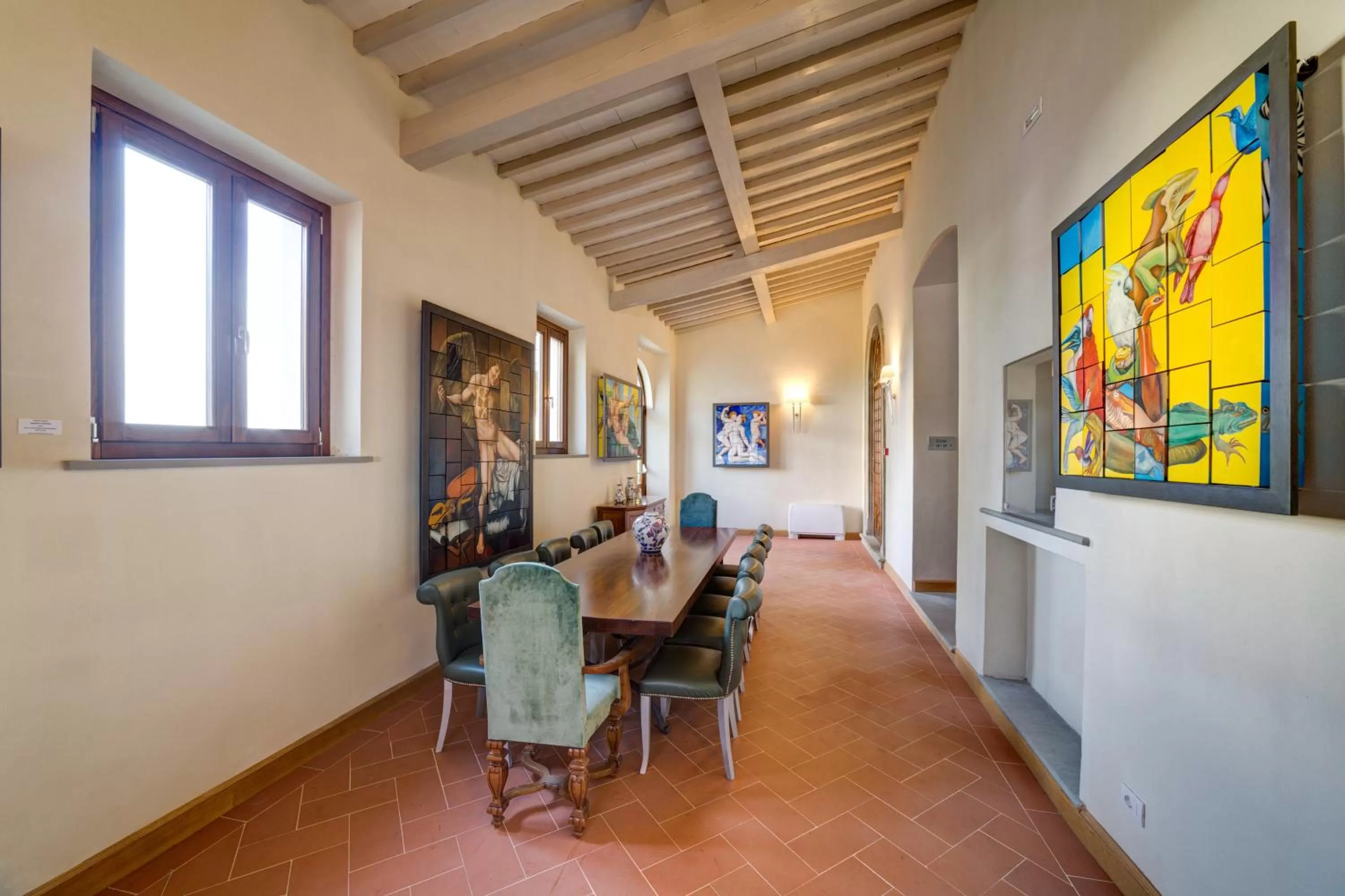 Communal lounge/ TV room in Villa Tolomei Hotel & Resort