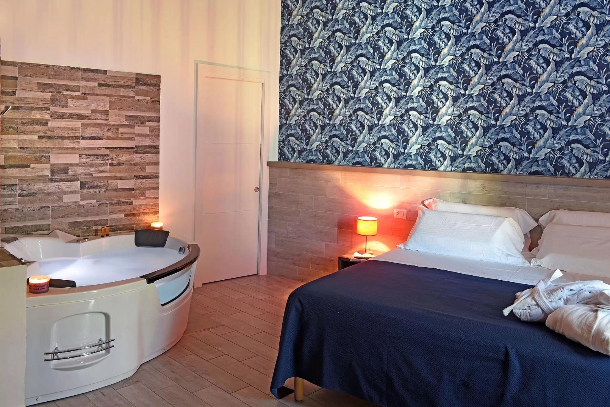 Bed in Barbarella Spa