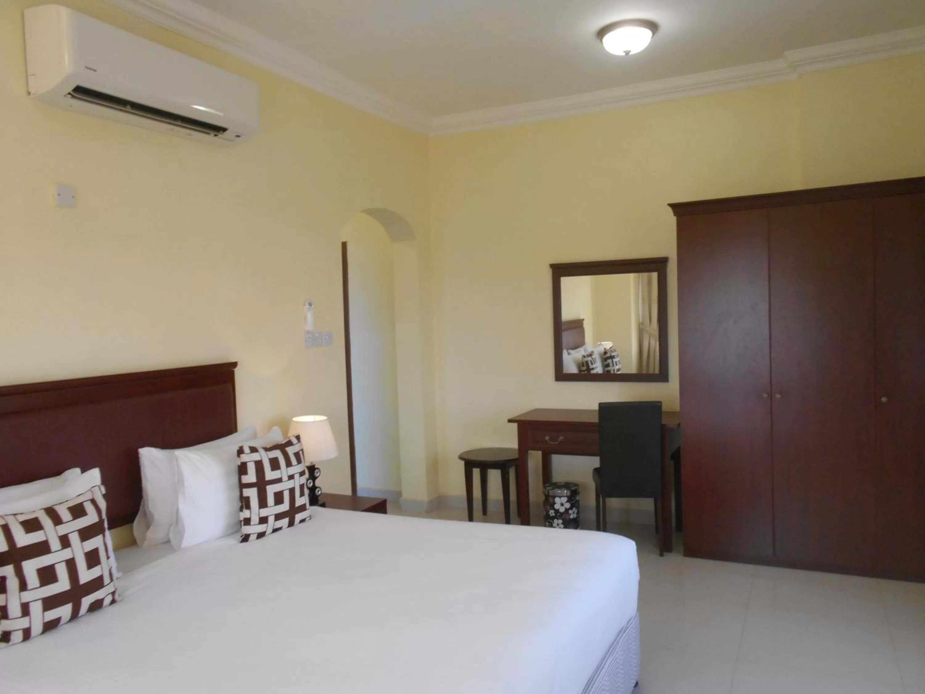 Bedroom, Bed in Nizwa Hotel Apartments