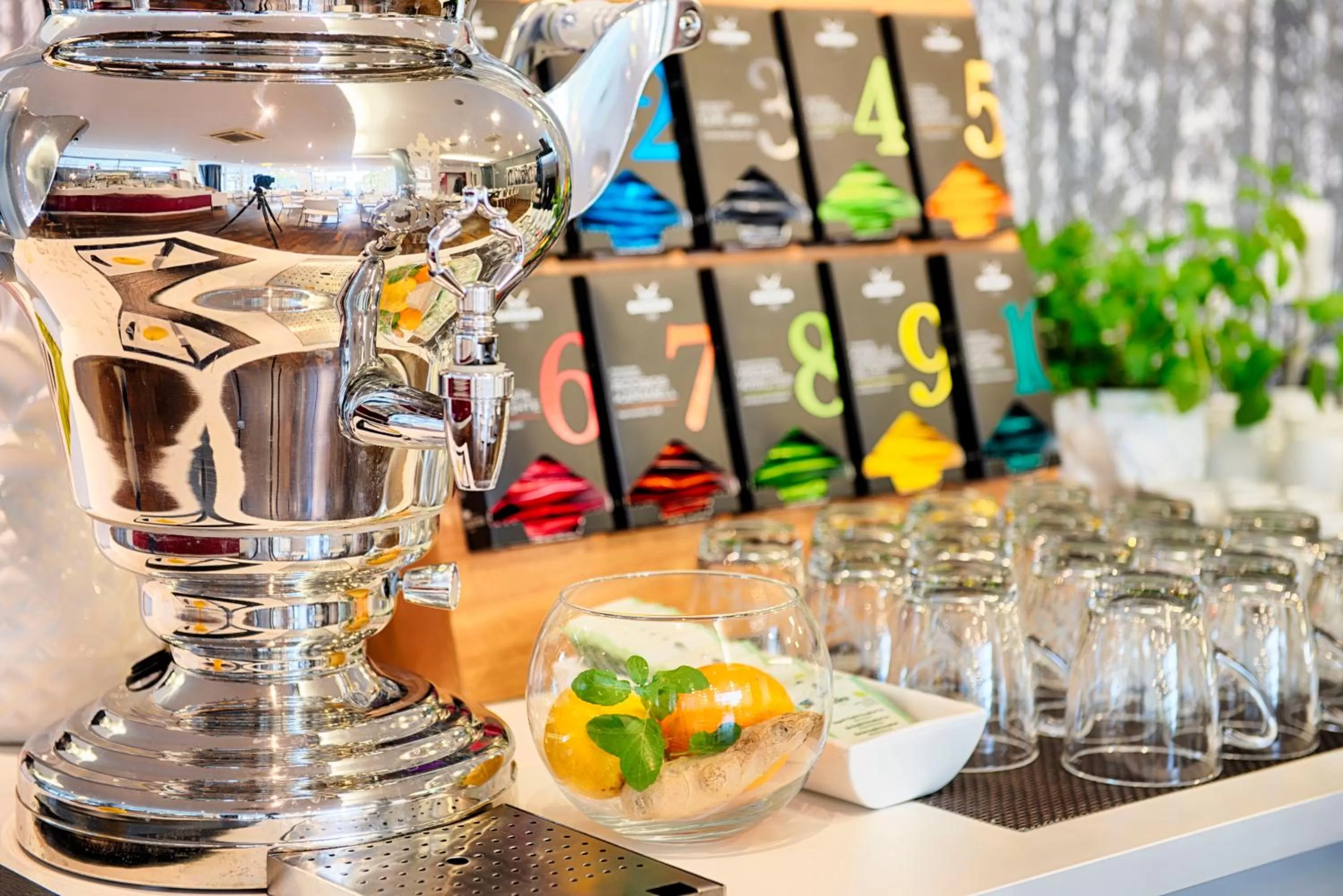 Food and drinks in Hotel Aldea Berlin