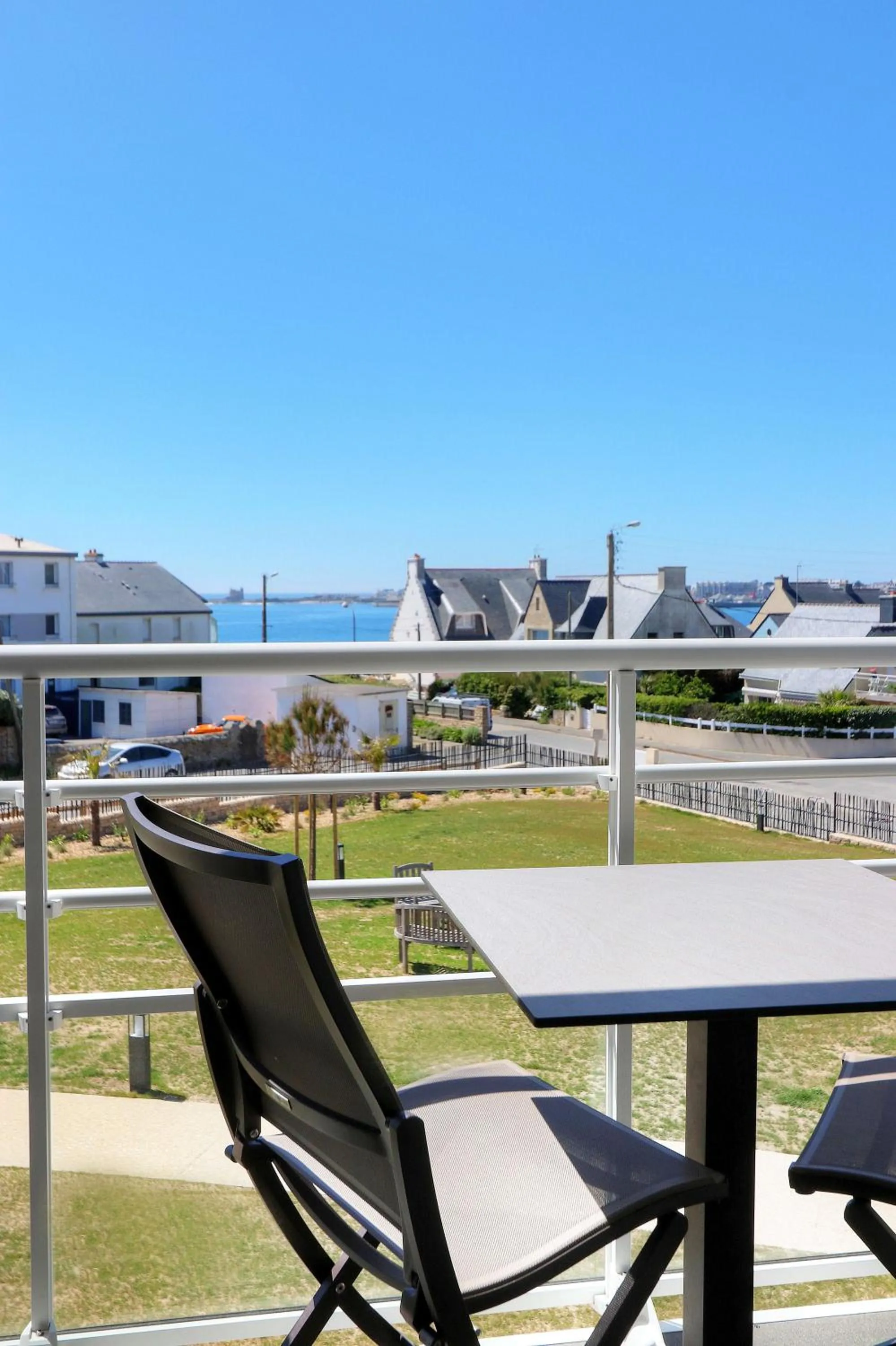 Balcony/Terrace in Best Western Hôtel Le Bellevue Quiberon