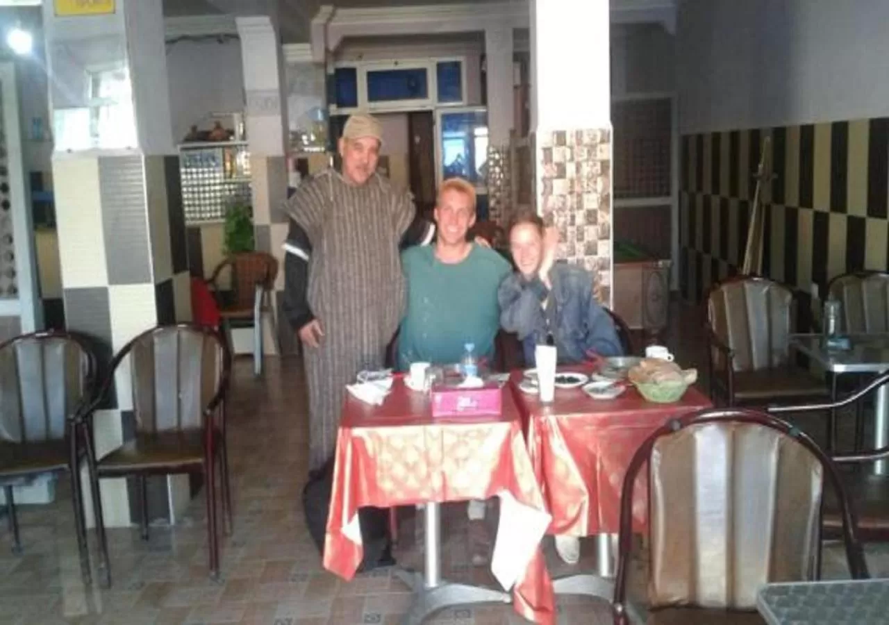 Restaurant/Places to Eat in Hotel El ghazi