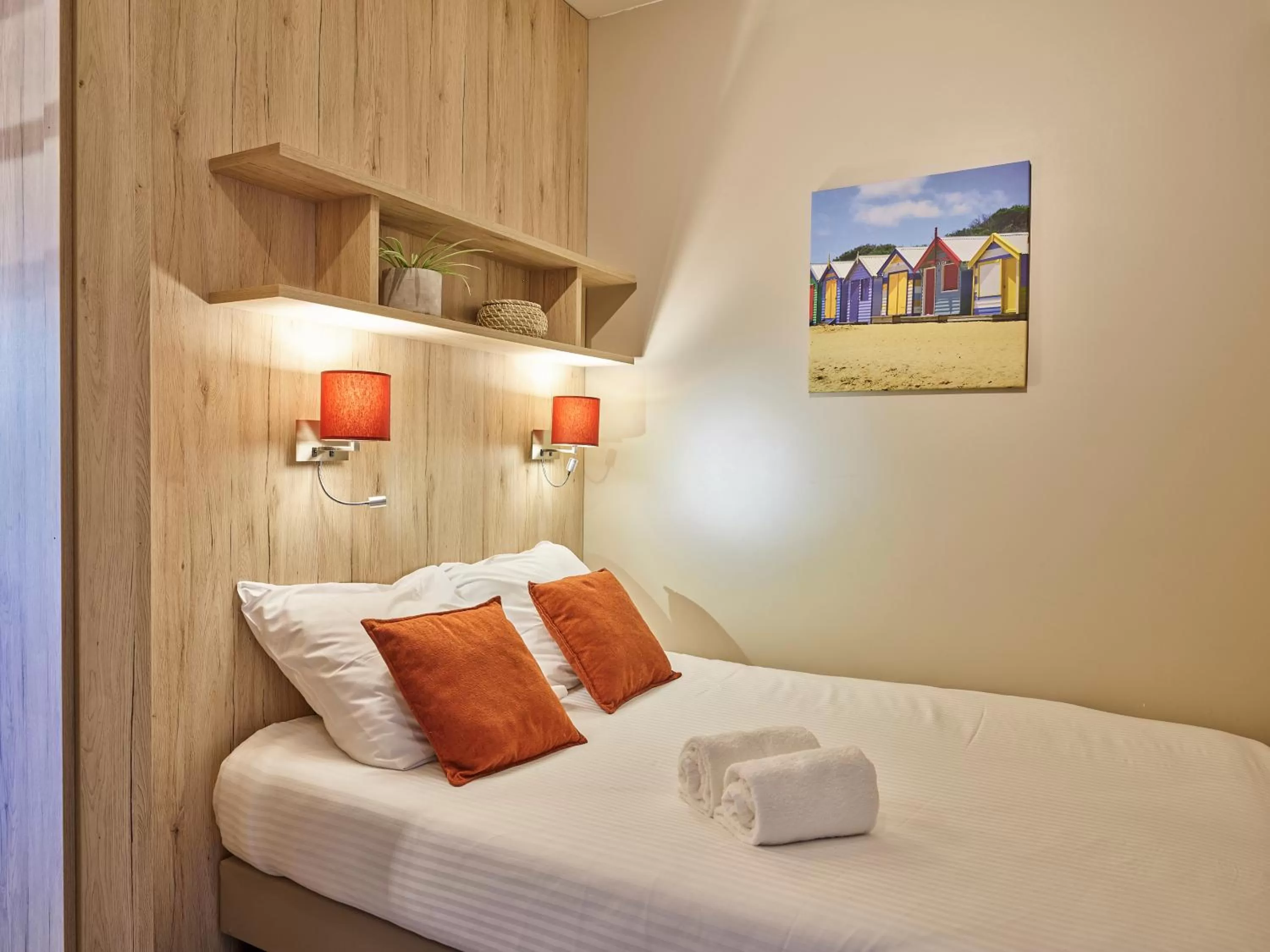 Bed in Holiday Suites Westende - Middelkerke