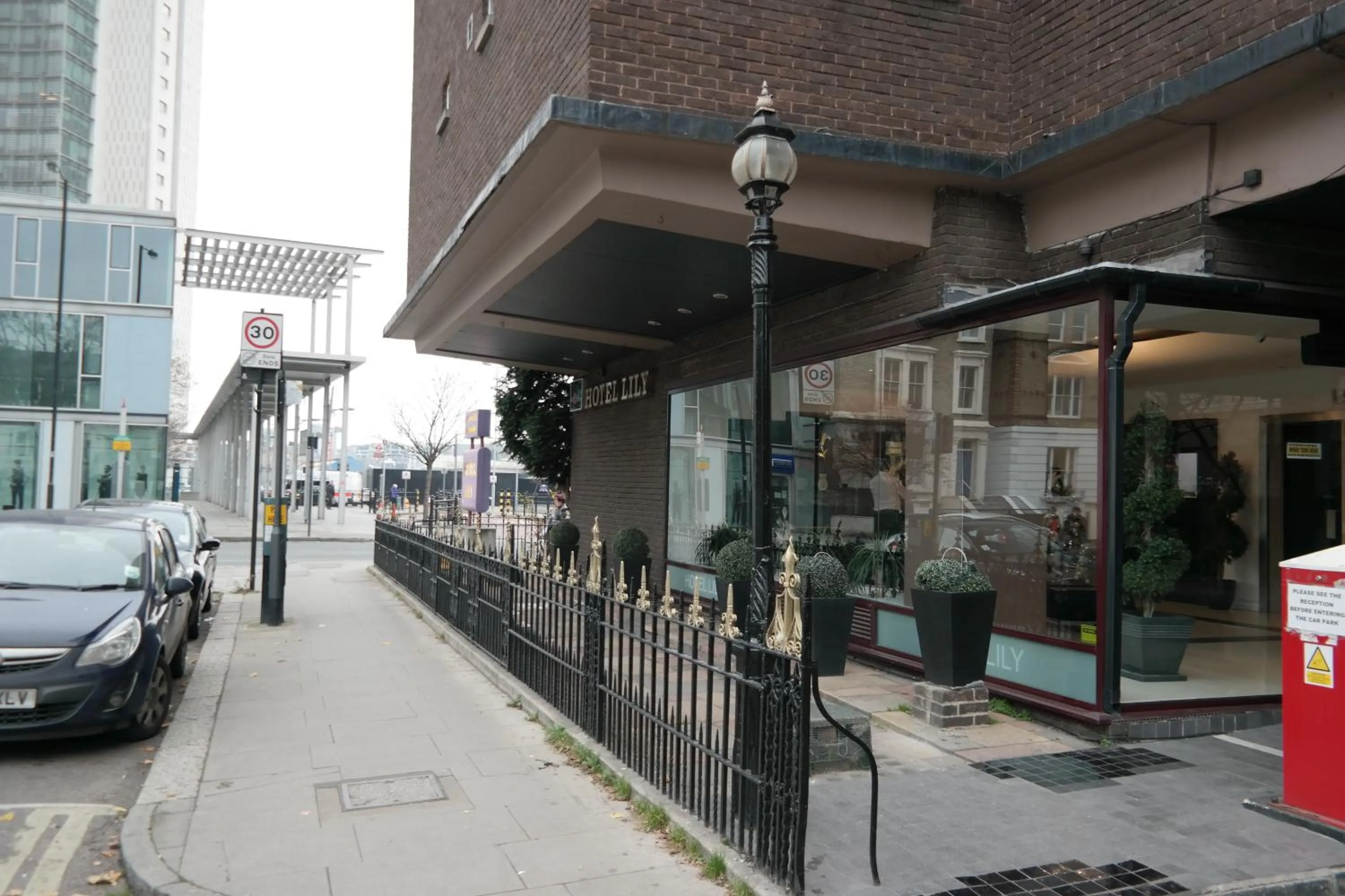 Facade/entrance in Hotel Lily
