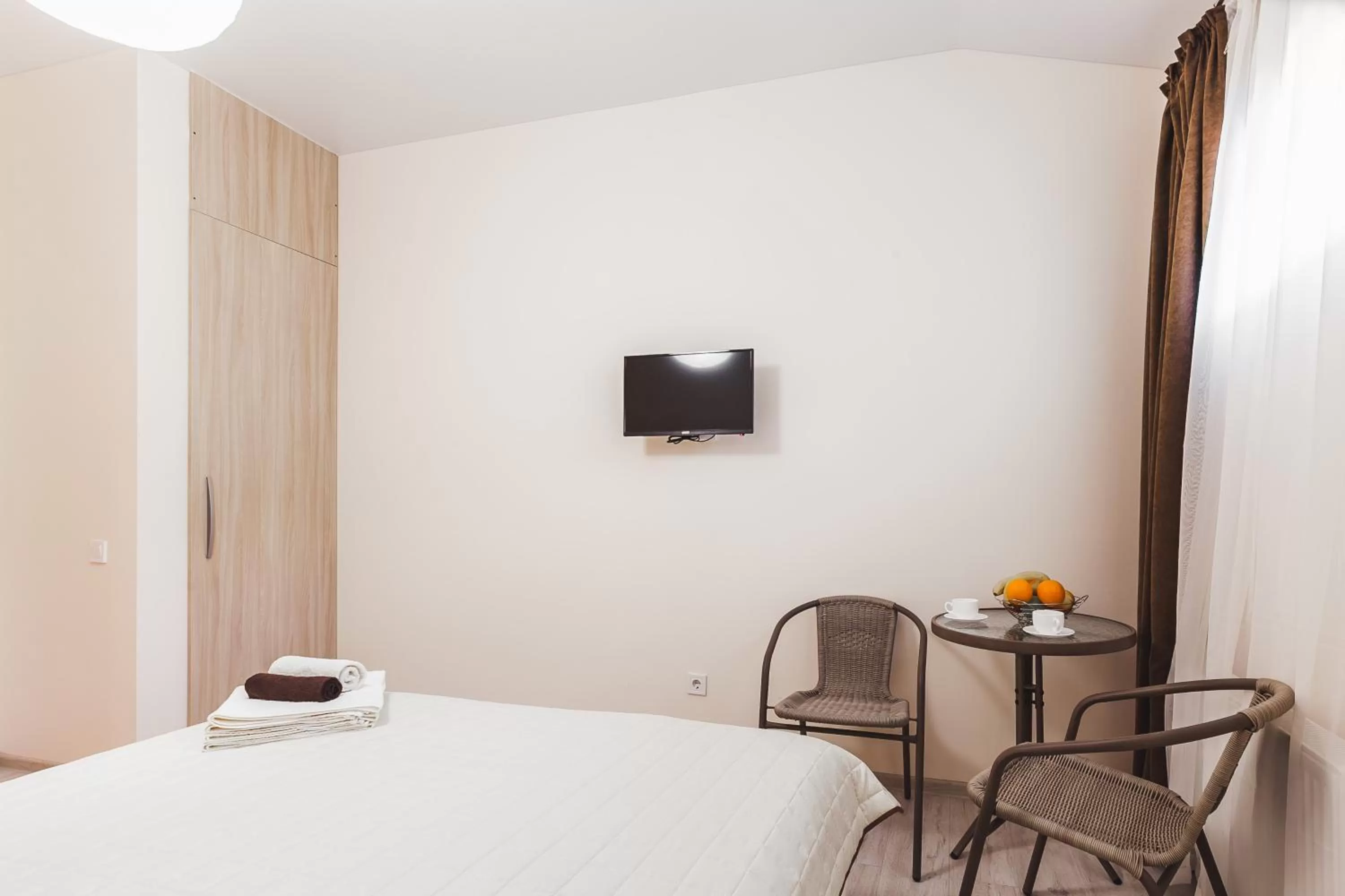 Bed in Apartments near Deribasovskaya