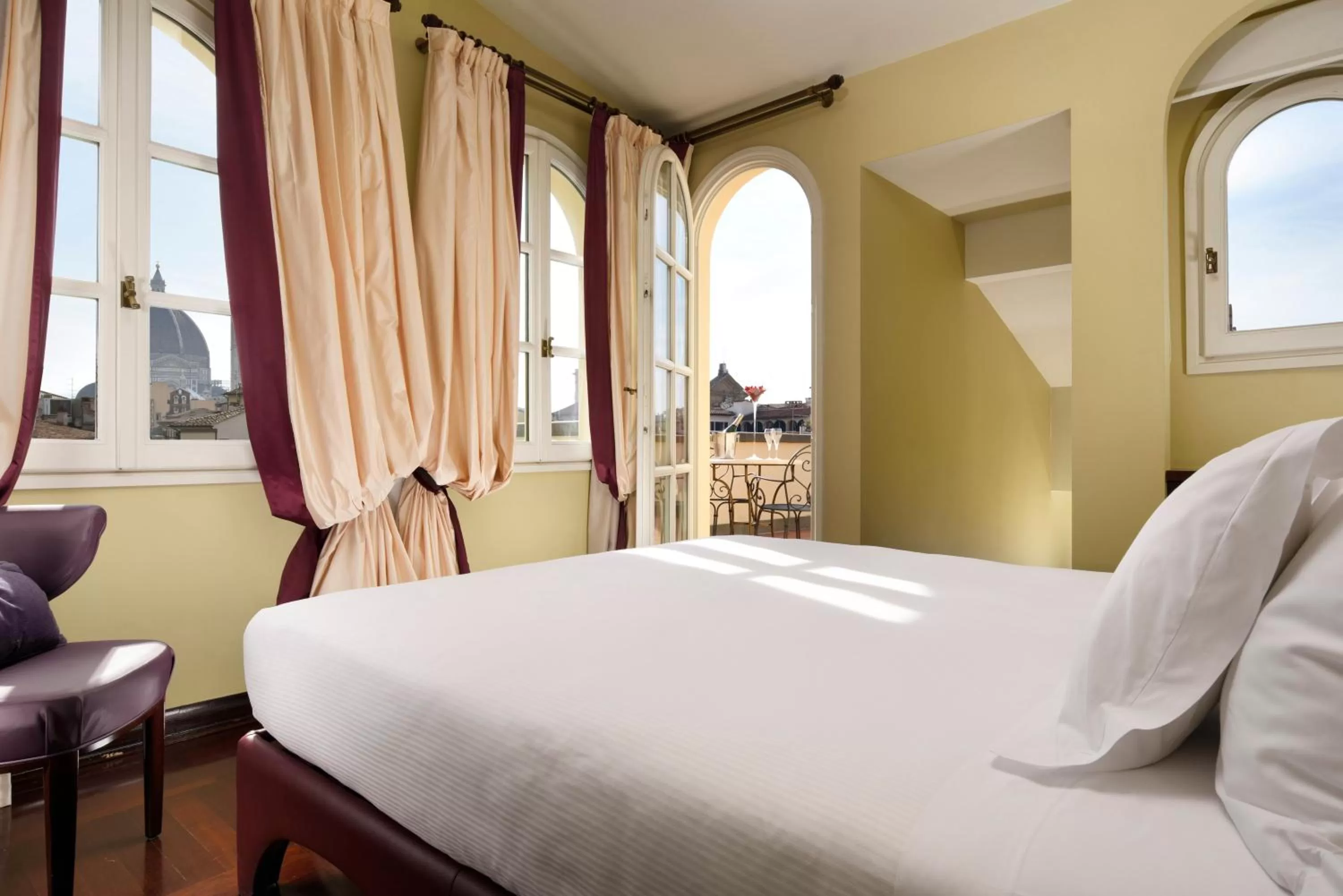 Bed in Hotel L'Orologio Firenze - WTB Hotels