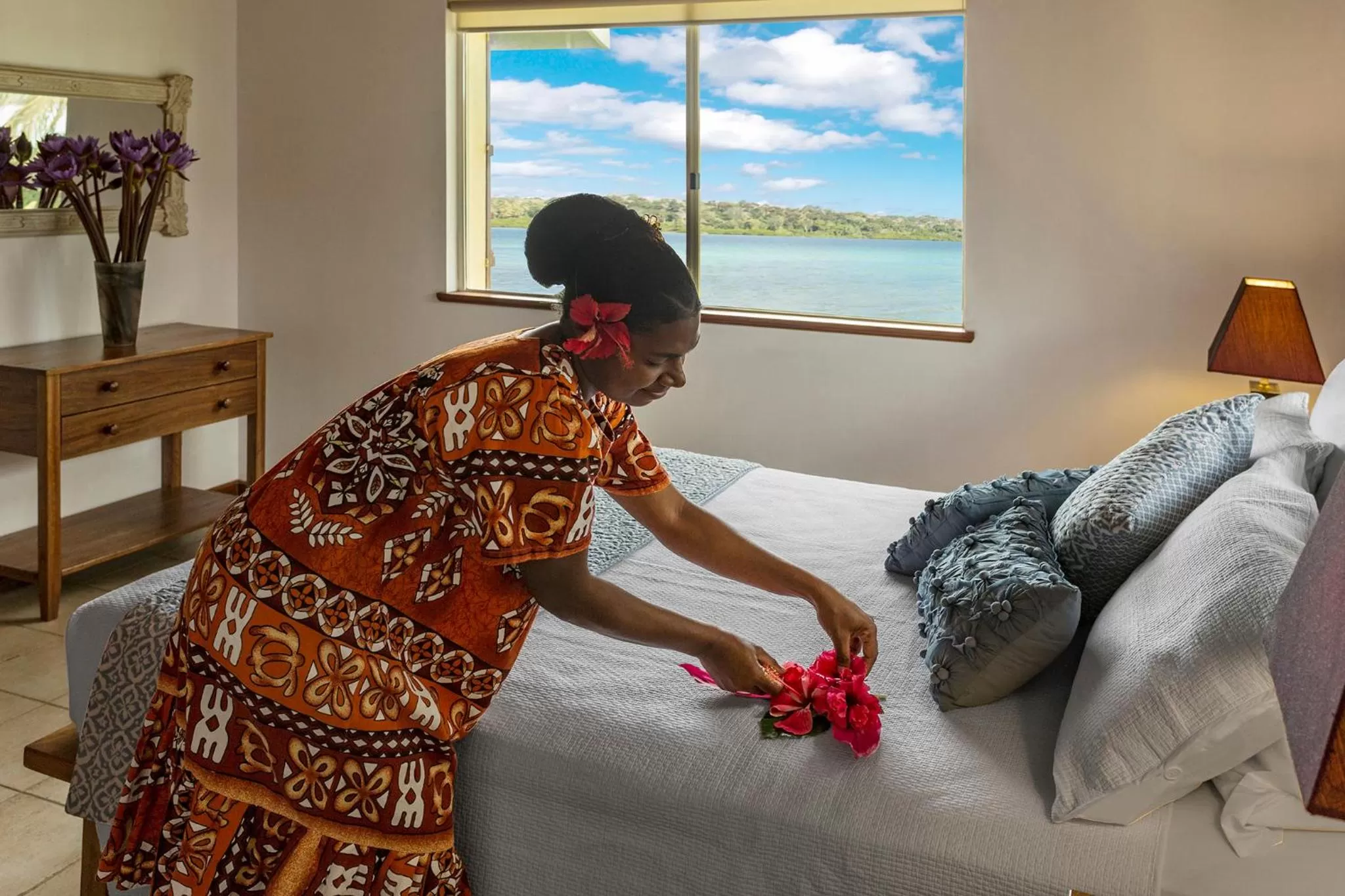 Staff, Bed in Poppy's on the Lagoon