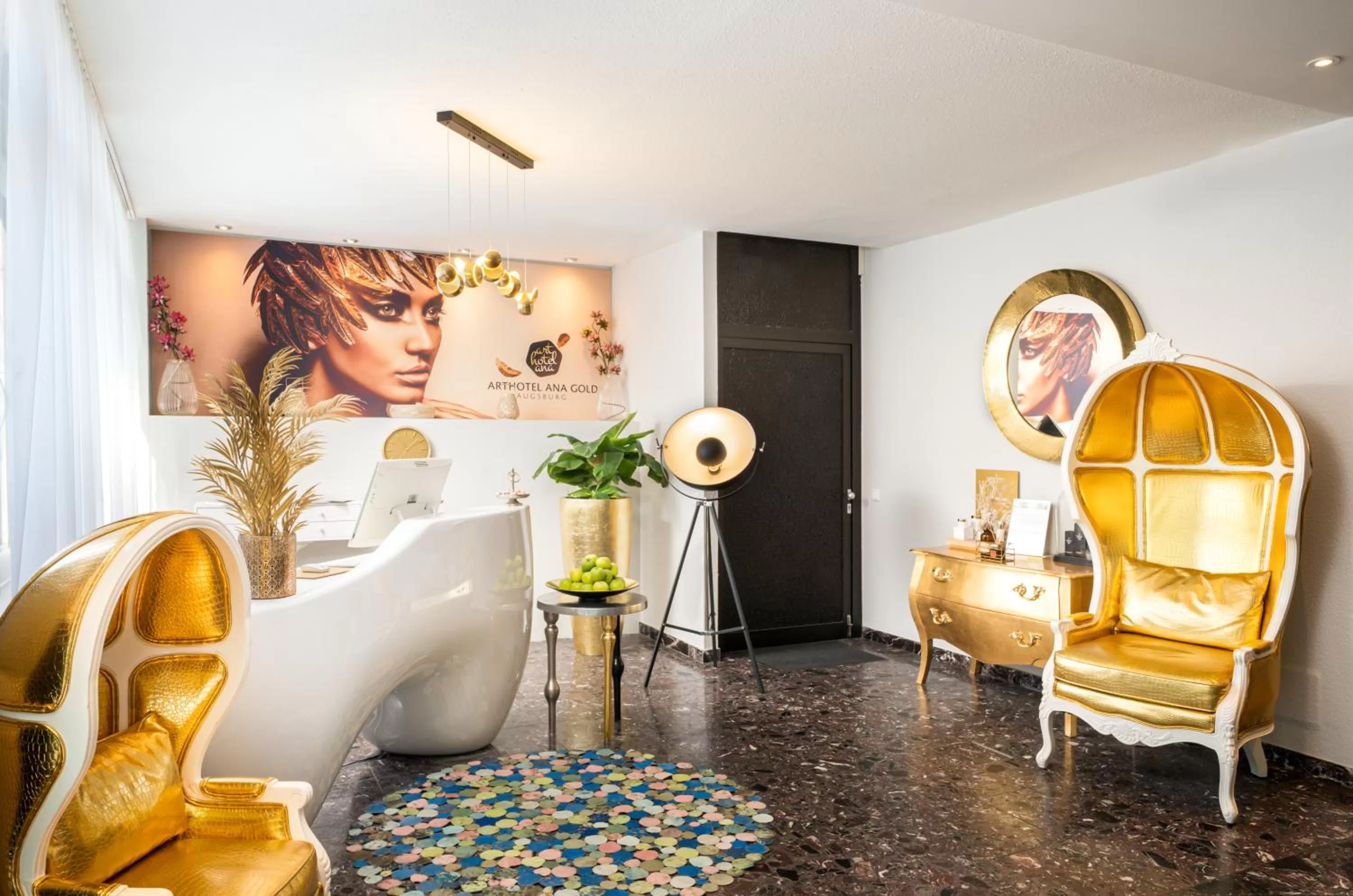 Lobby or reception in Arthotel ANA Gold