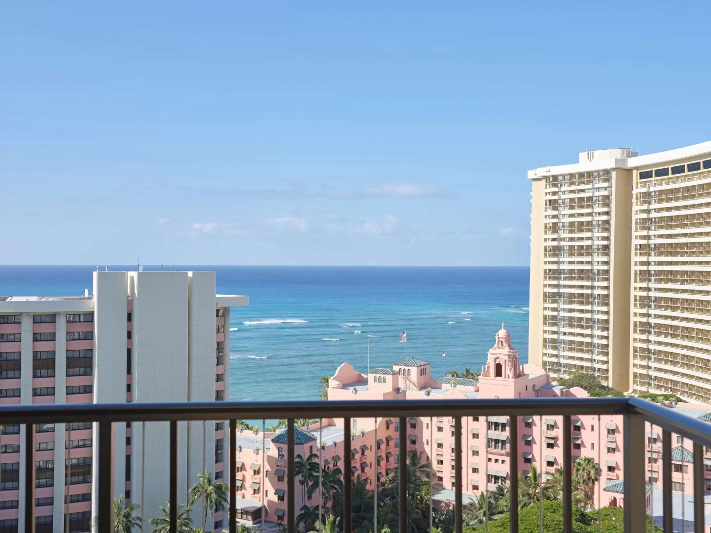 Photo of the whole room in OUTRIGGER Waikiki Beachcomber Hotel