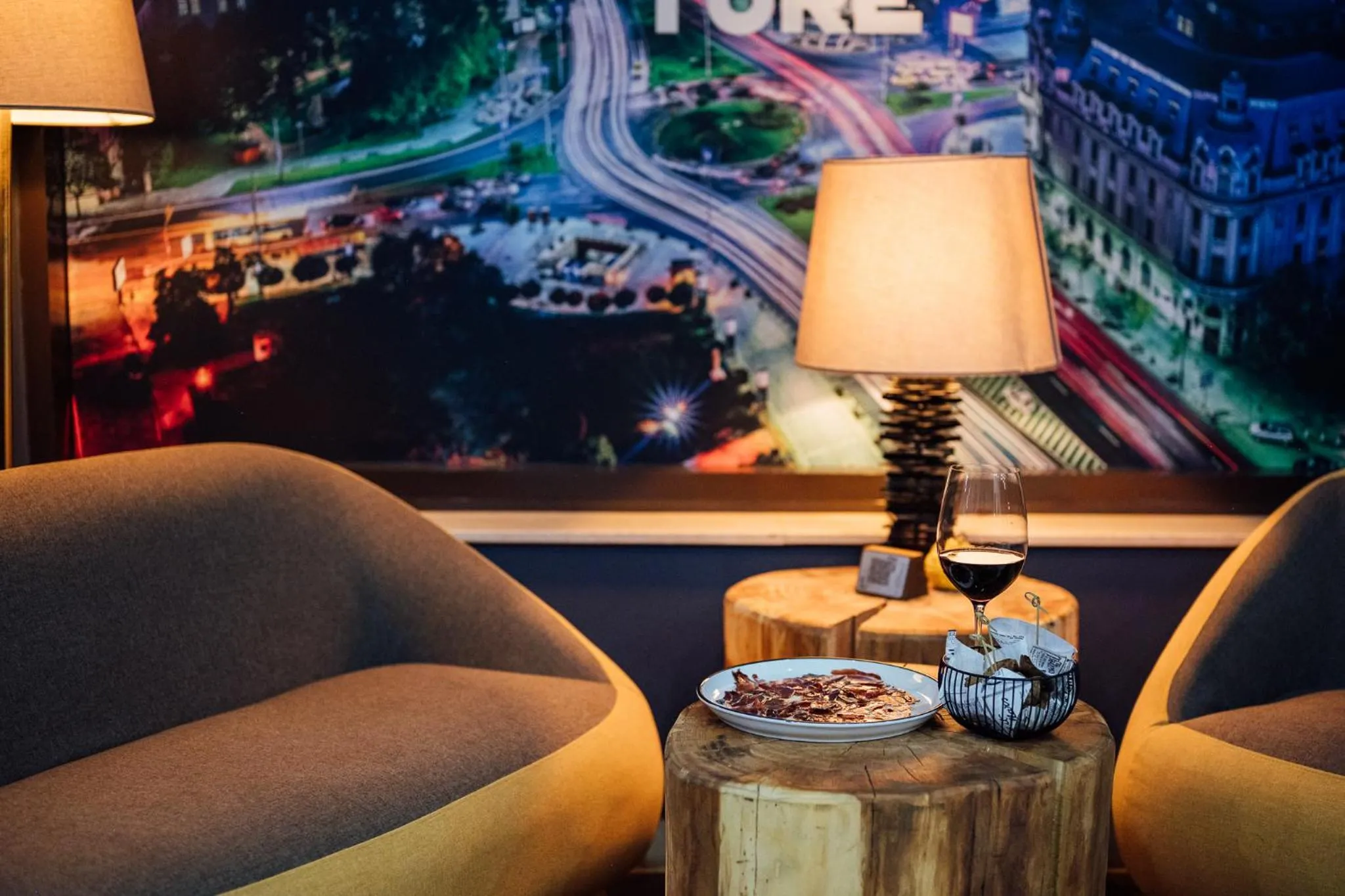 Lounge or bar in Peakture Hotel