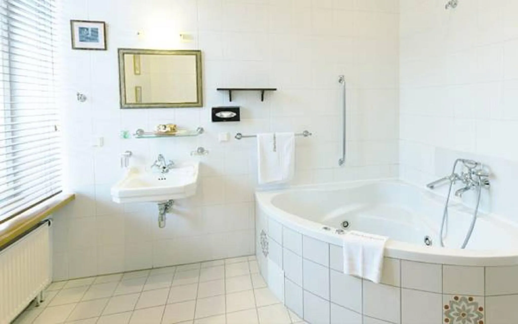 Bathroom in Shakespeare Boutique Hotel