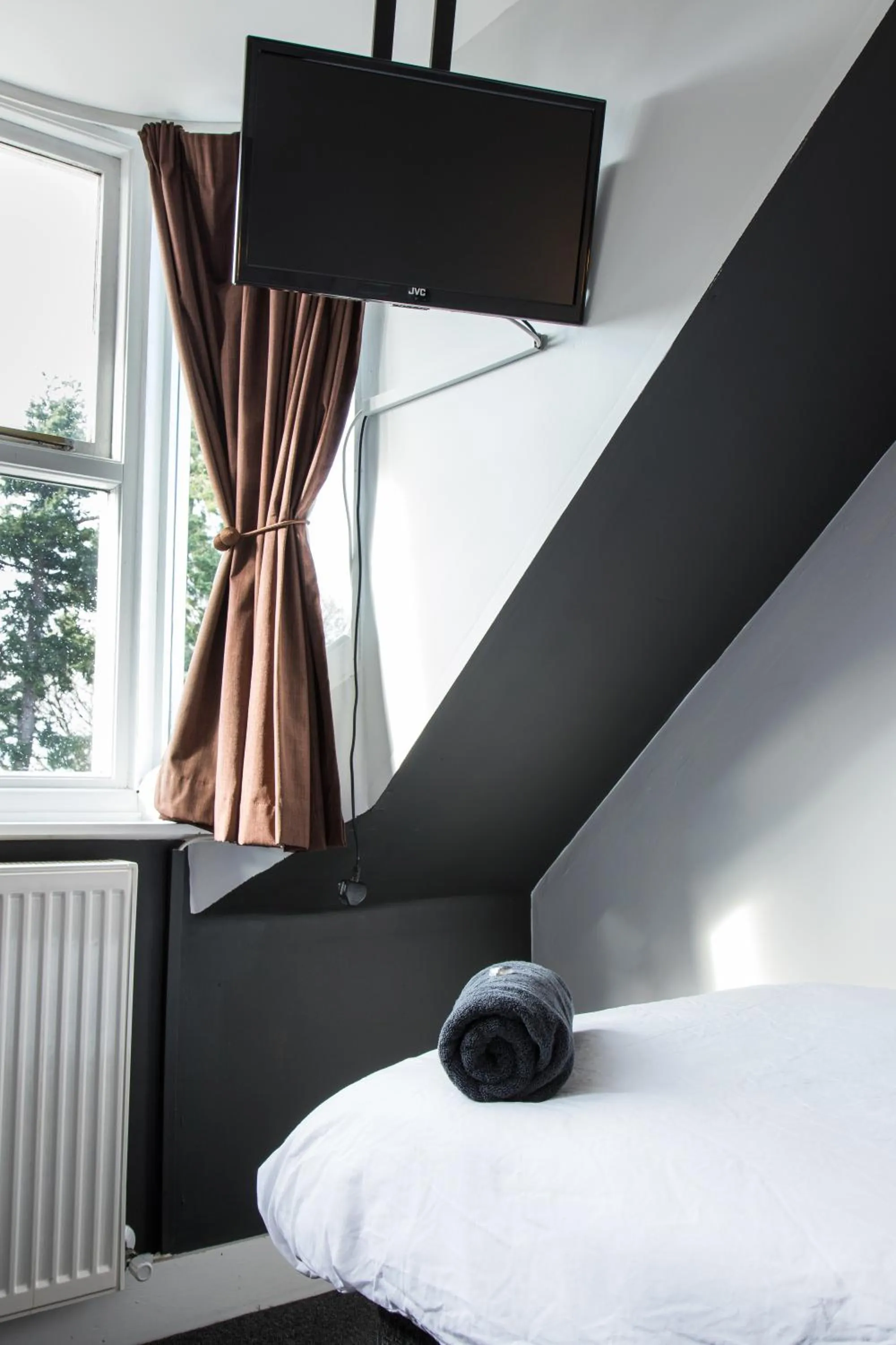 TV and multimedia, Bed in Bazpackers