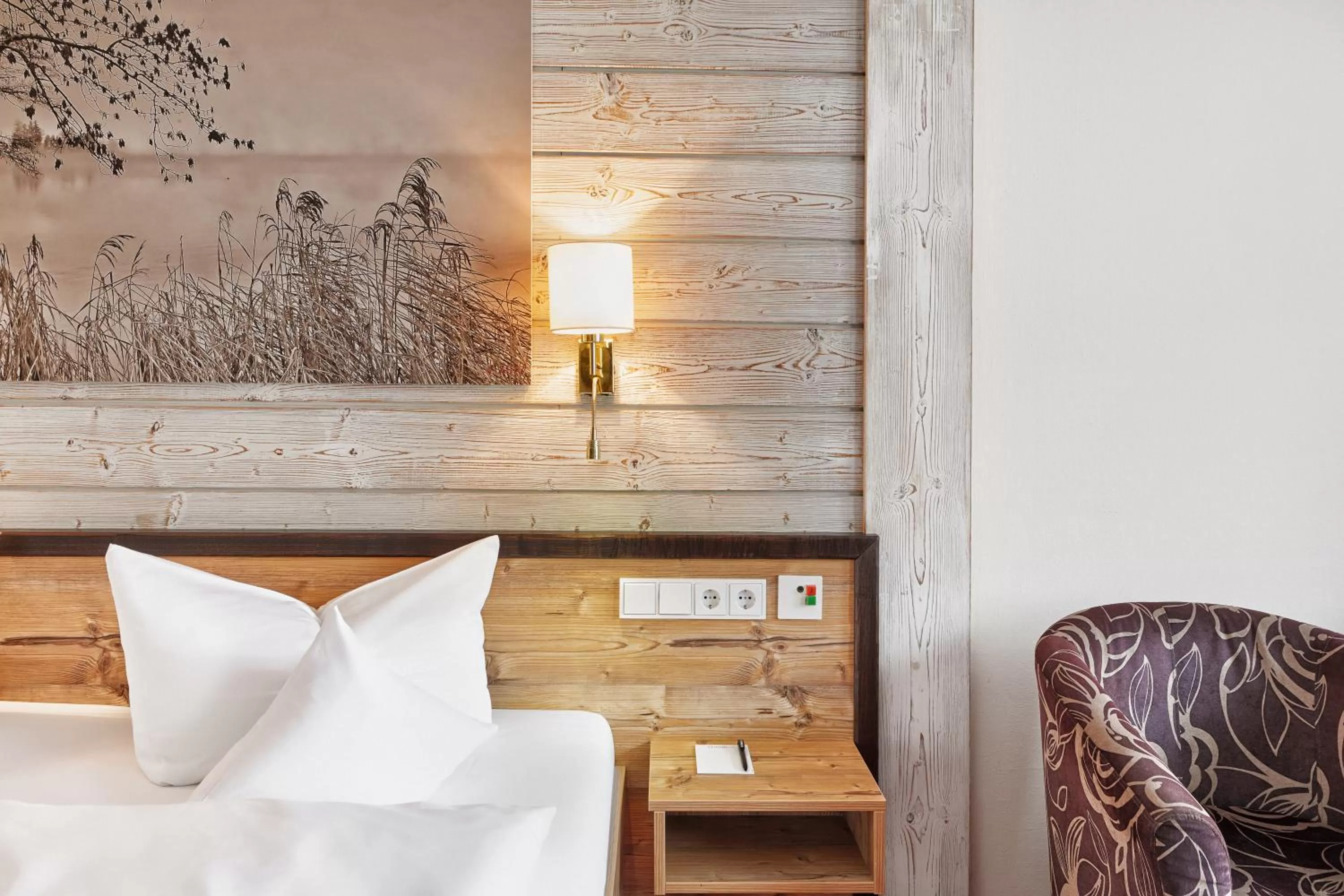 Bed in Königshof Hotel Resort