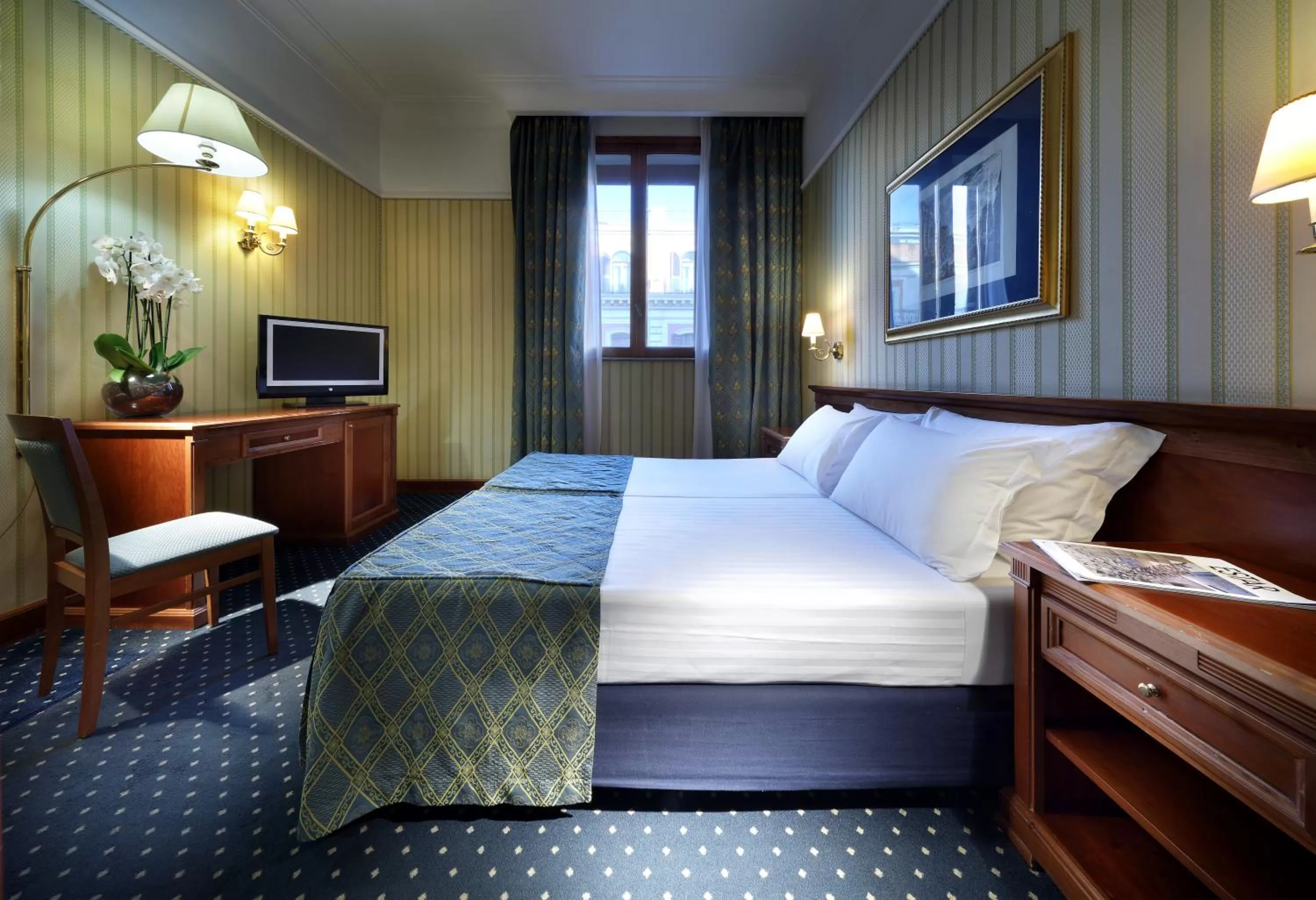 Bed in Exe International Palace