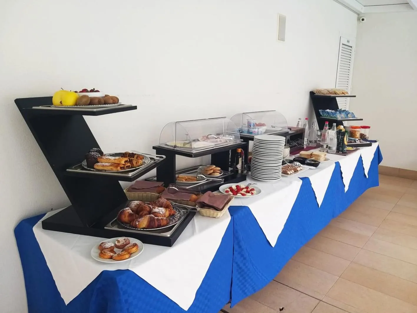 Breakfast in Hotel Miramare