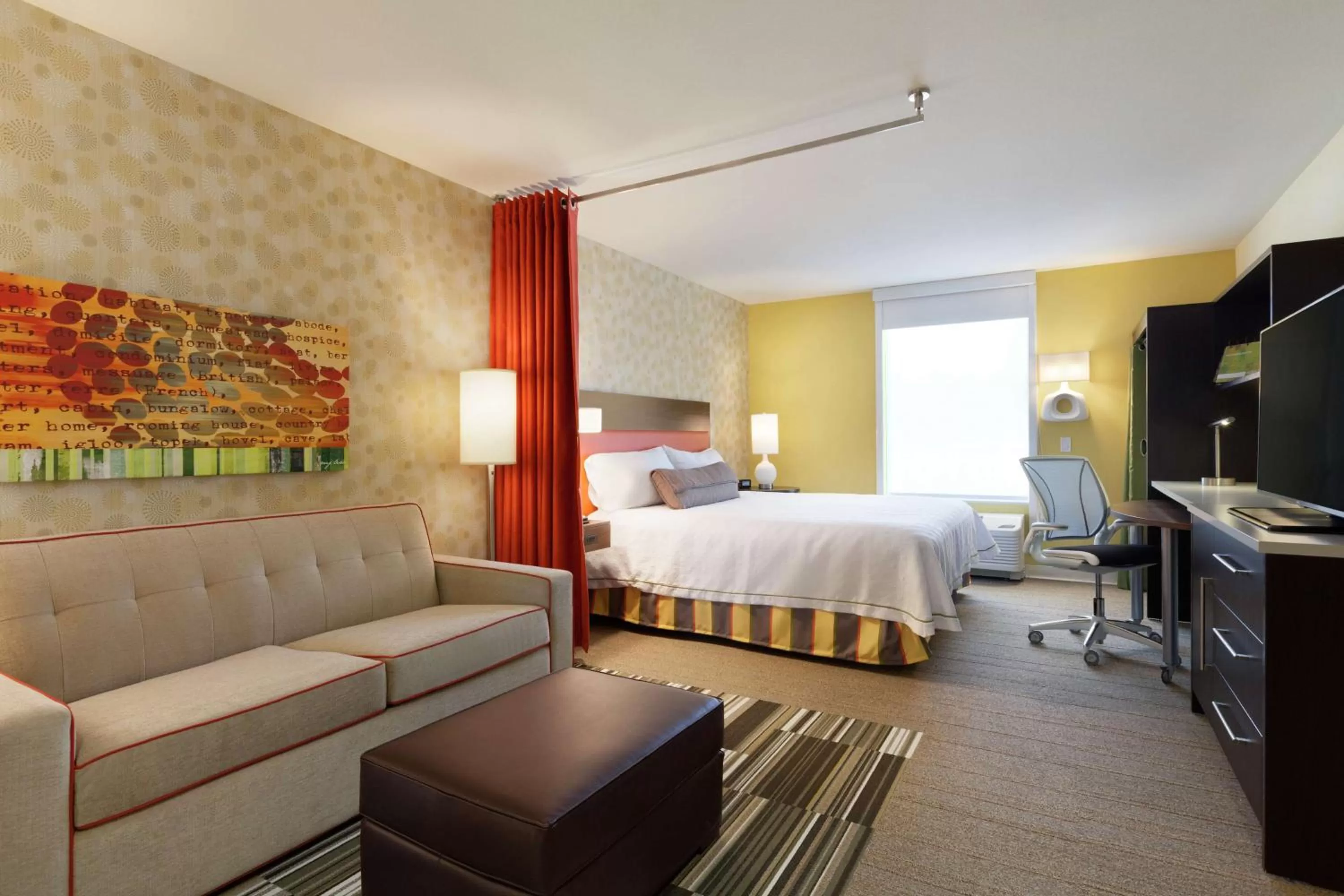 Seating area, Bed in Home2 Suites by Hilton Seattle Airport