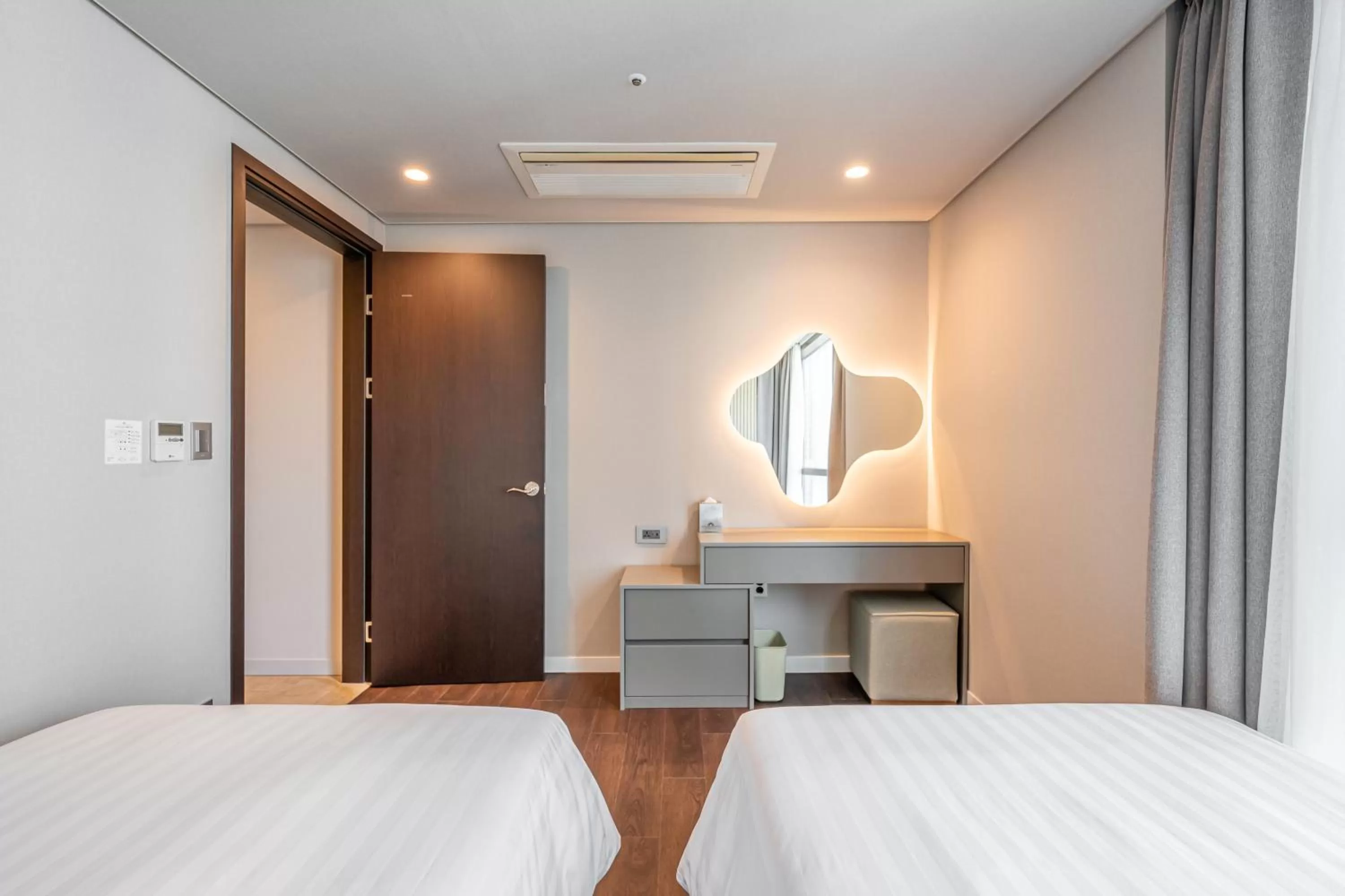 Bed in Haeundae Centum Hotel